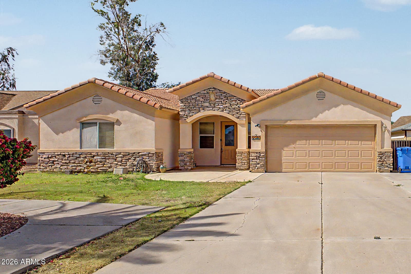 4540 W RENEE Drive, Glendale, AZ 85308 — photo 5 of 31