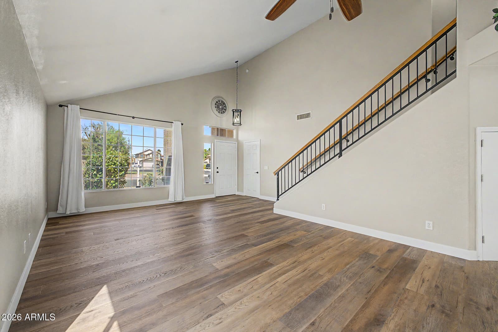 7161 E NAVARRO Avenue, Mesa, AZ 85209 — photo 9 of 34