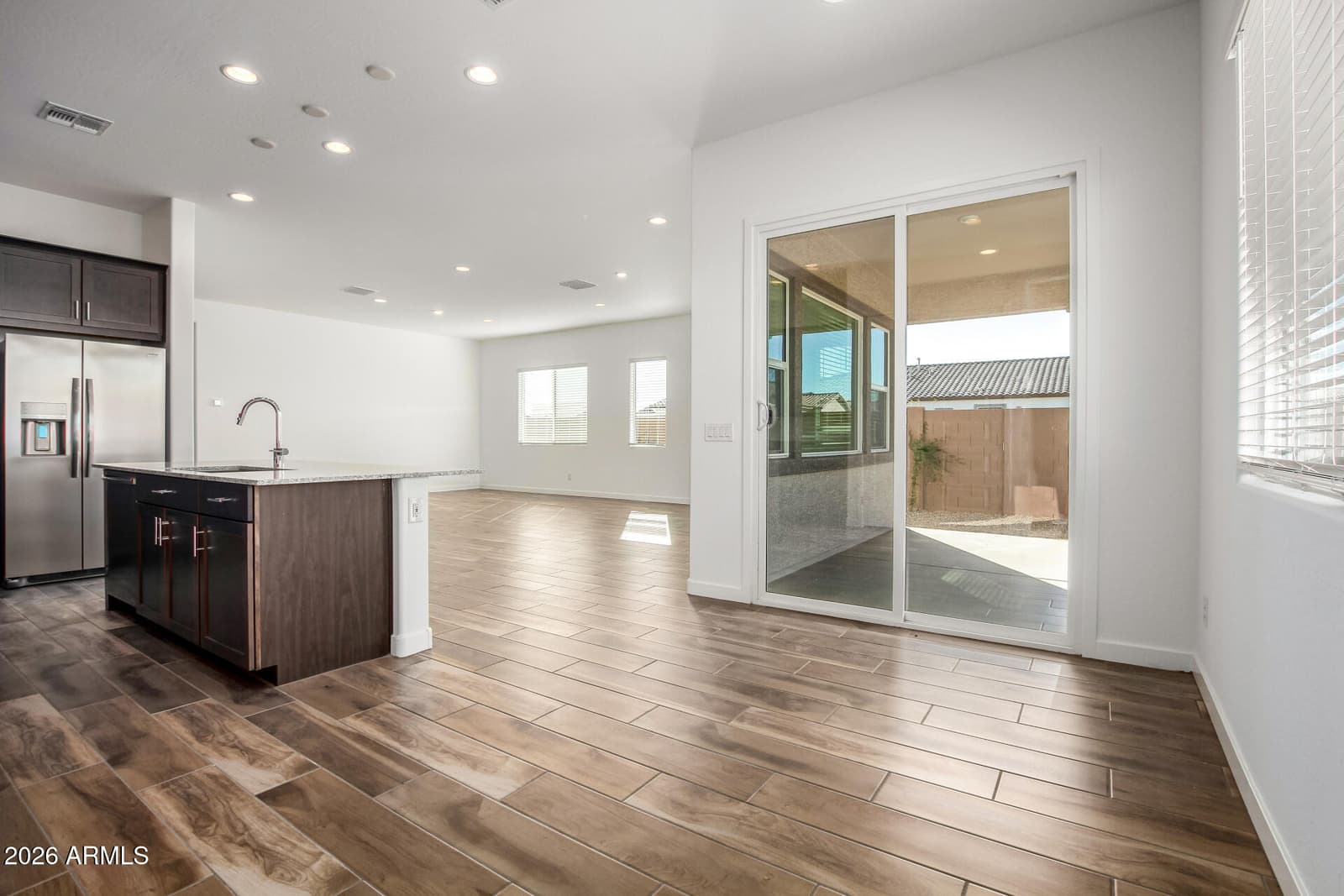 14958 W SMOKETREE Drive, Surprise, AZ 85387 — photo 10 of 29
