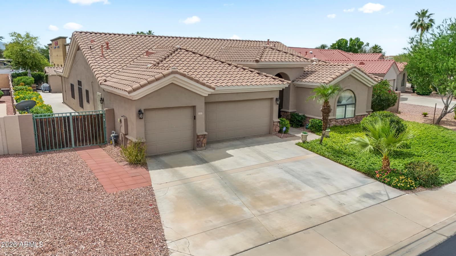 13151 W Coronado Road, Goodyear, AZ 85395 — photo 3 of 68