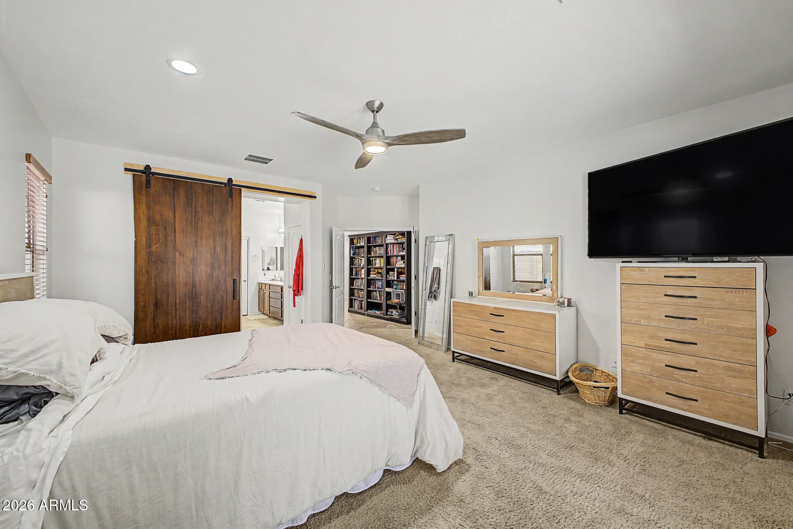 11352 E SONRISA Avenue, Mesa, AZ 85212 — photo 16 of 33
