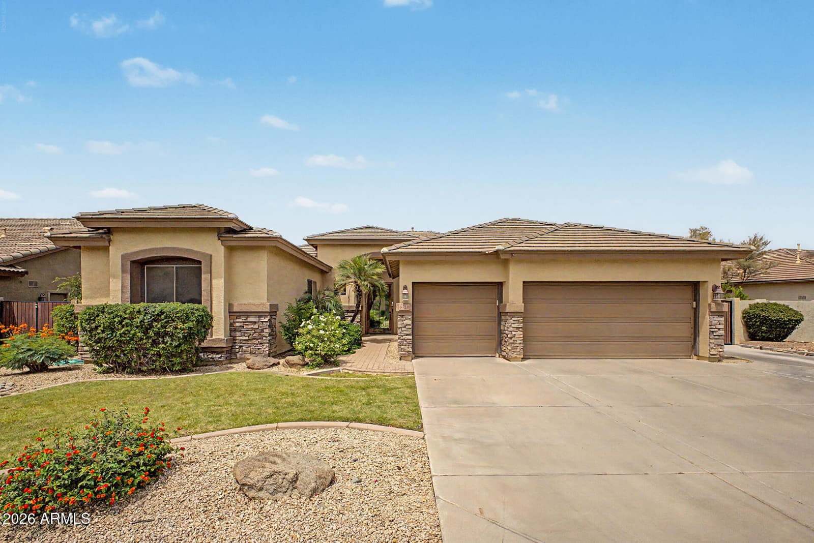6720 S CRESTVIEW Drive, Gilbert, AZ 85298 — photo 3 of 30