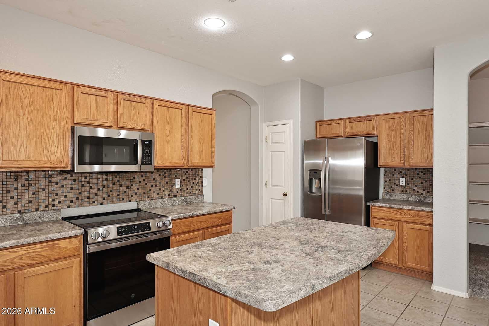 44006 W VENTURE Lane, Maricopa, AZ 85139 — photo 15 of 53