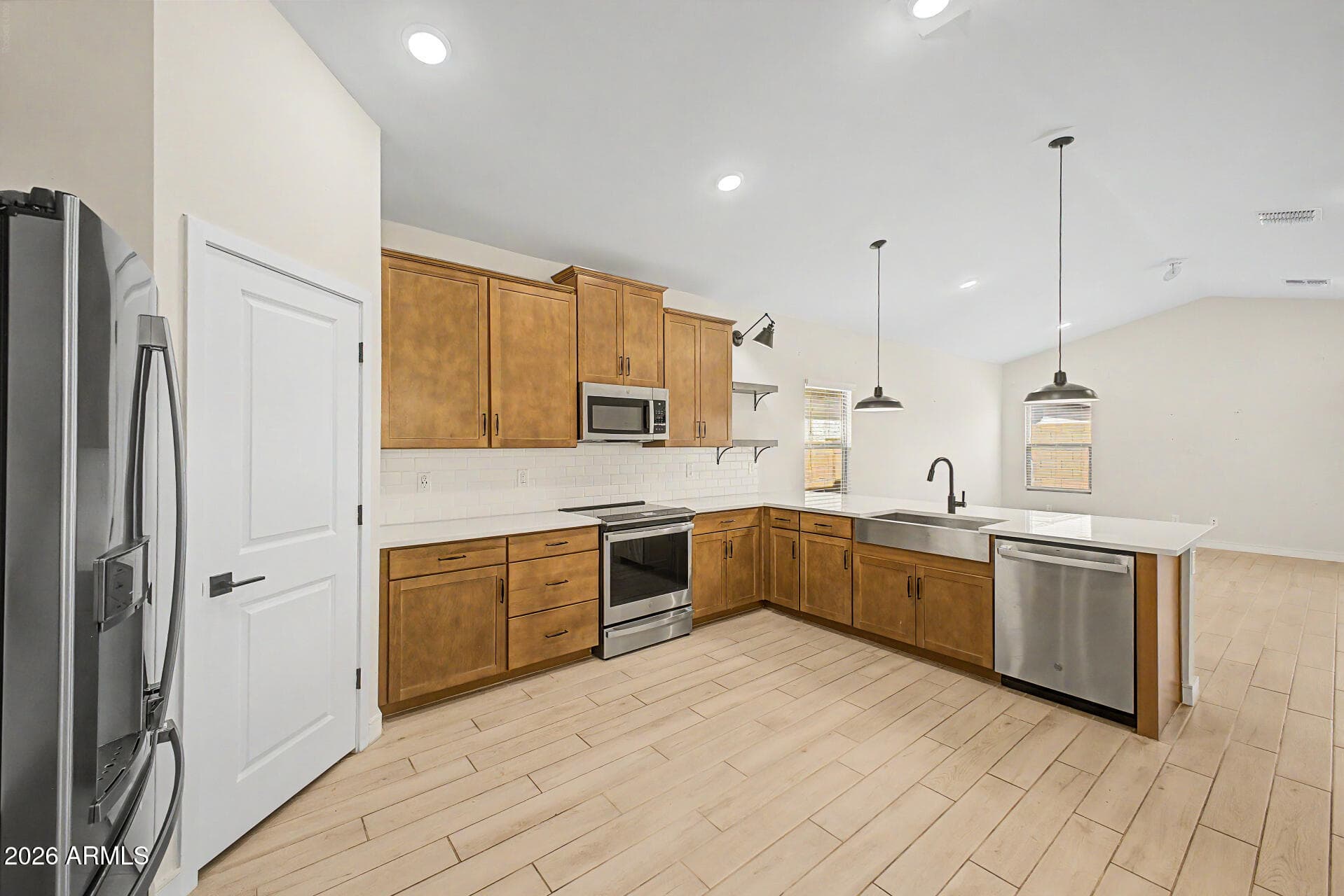 7926 W FRIER Drive, Glendale, AZ 85303 — photo 9 of 25
