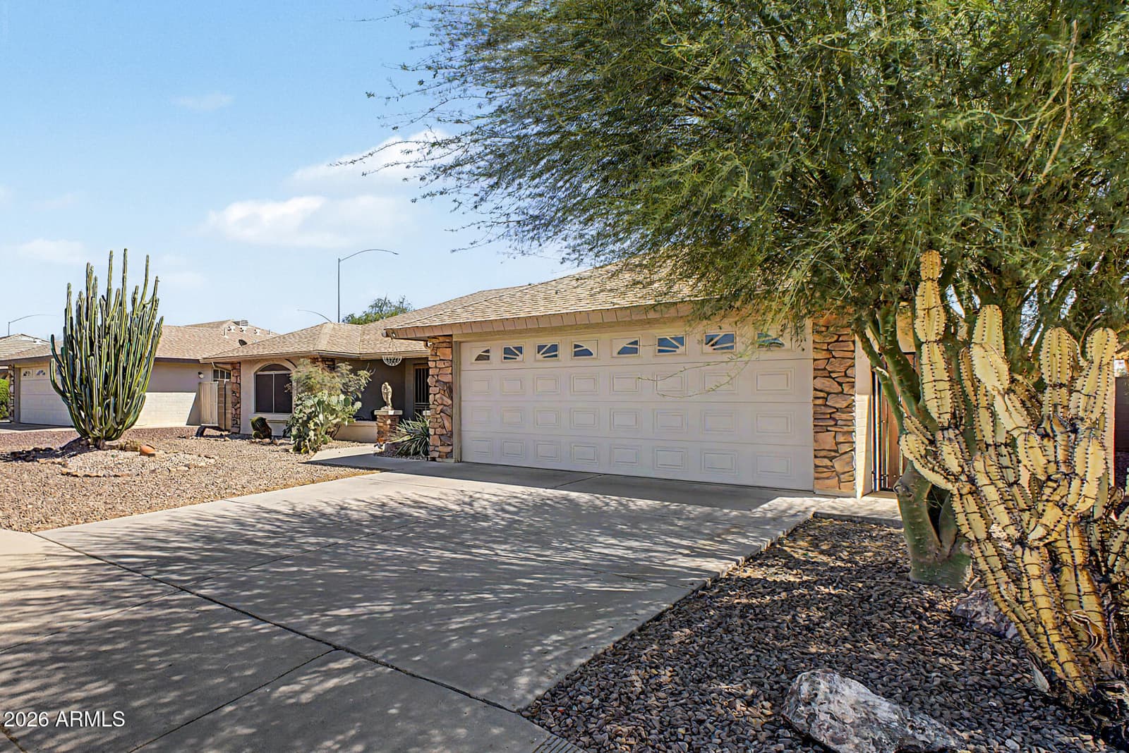 7911 E NARANJA Avenue, Mesa, AZ 85209 — photo 6 of 30