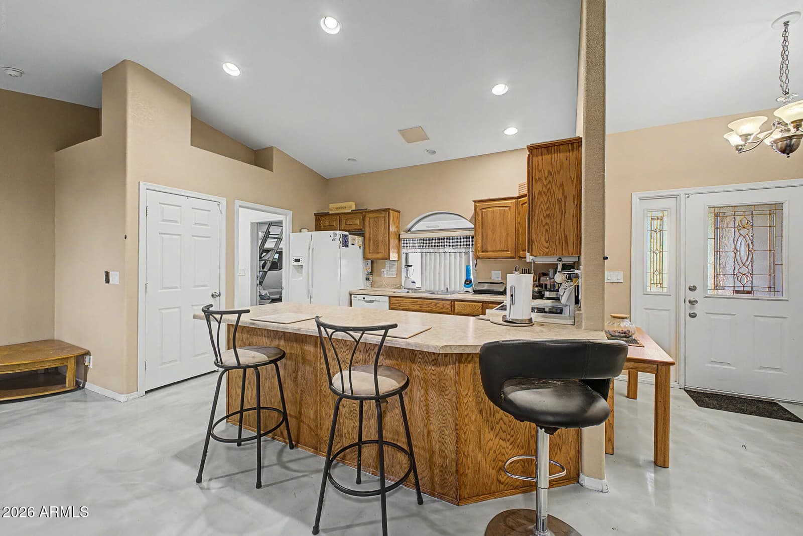 7911 E NARANJA Avenue, Mesa, AZ 85209 — photo 10 of 30