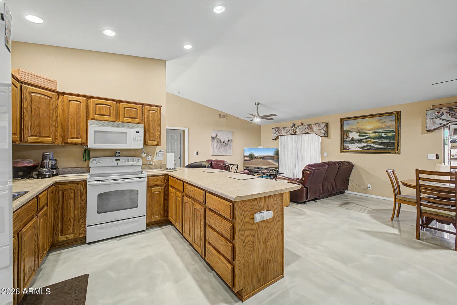7911 E NARANJA Avenue, Mesa, AZ 85209 — photo 12 of 30