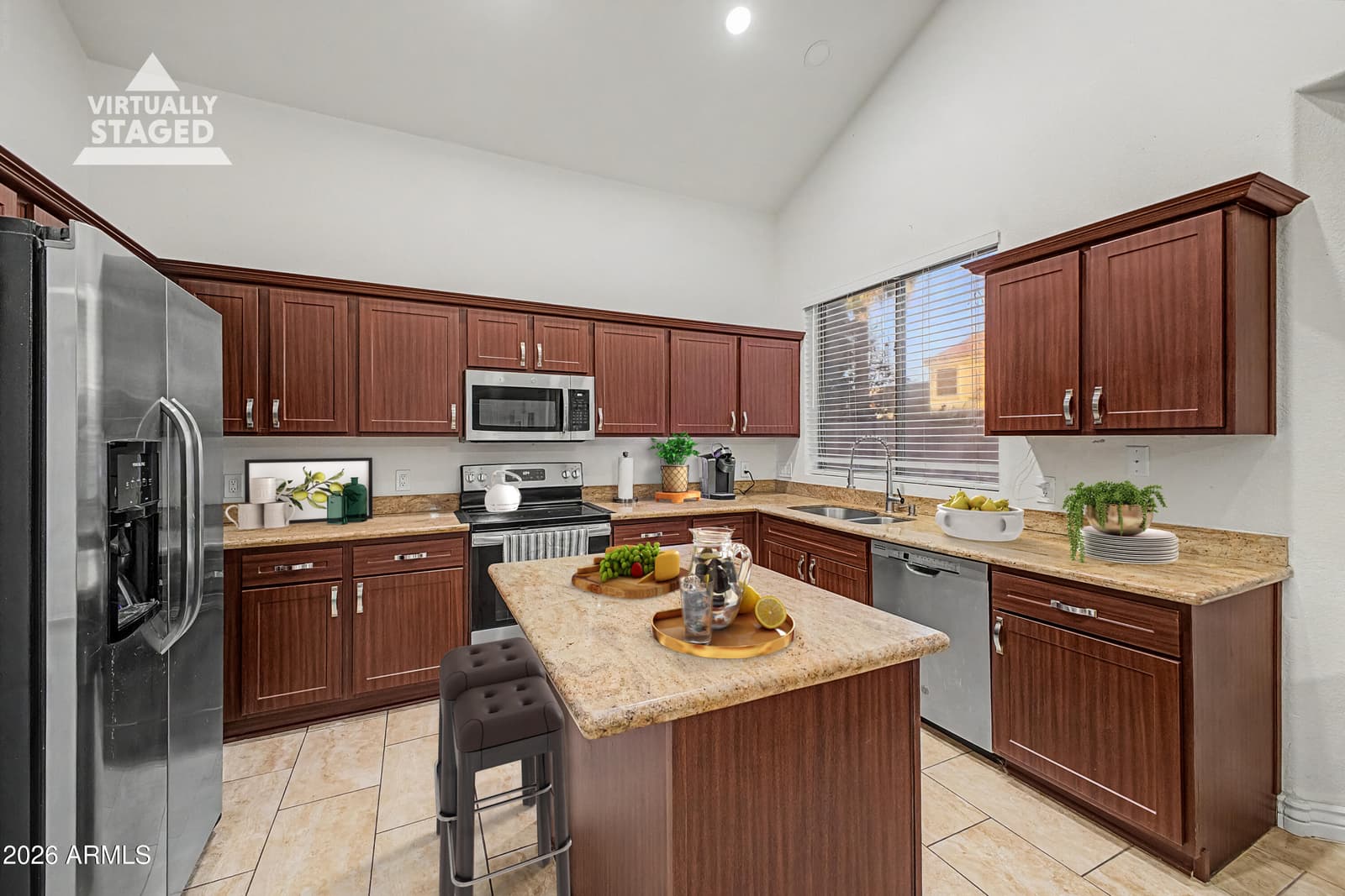 5273 W ANGELA Drive, Glendale, AZ 85308 — photo 11 of 31