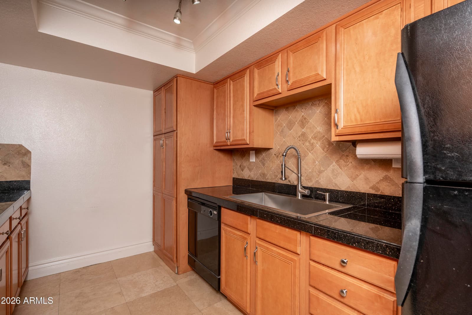 3825 E CAMELBACK Road 269, Phoenix, AZ 85018 — photo 6 of 25
