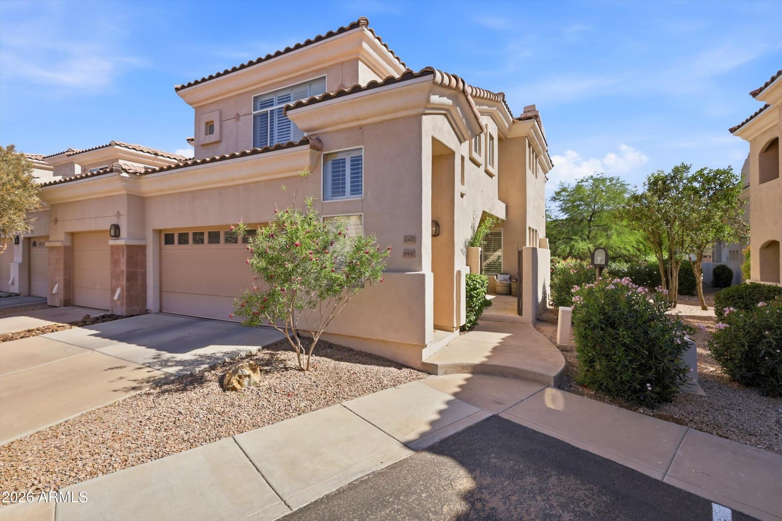 1747 E Northern Avenue 140, Phoenix, AZ 85020 — photo 2 of 54