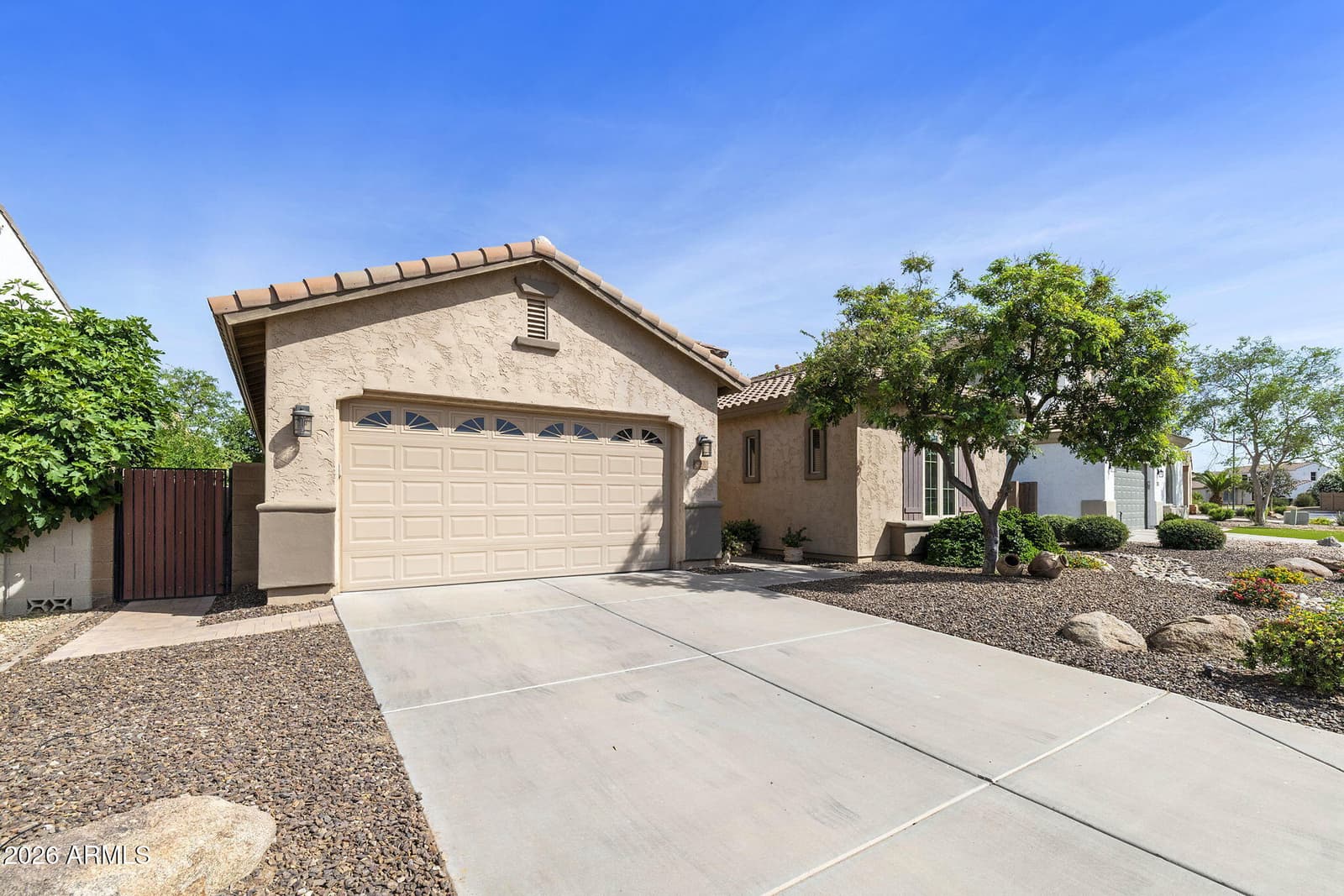 6920 S CRYSTAL Way, Chandler, AZ 85249 — photo 5 of 52