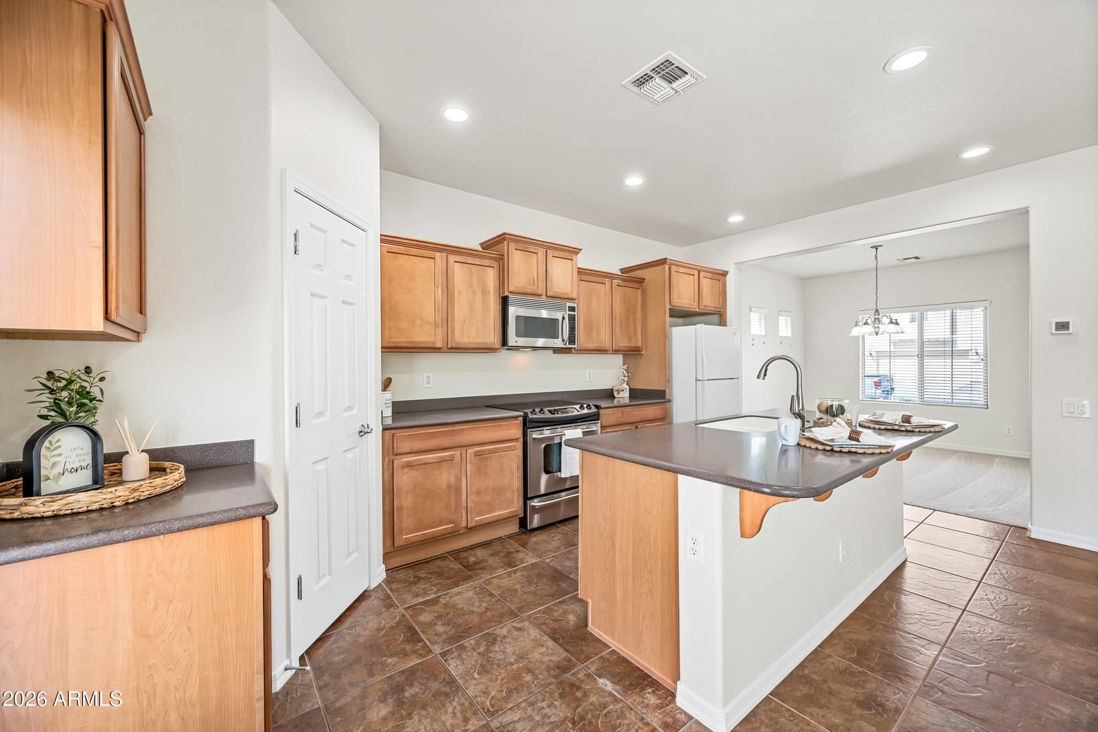 11153 E Sonrisa Avenue, Mesa, AZ 85212 — photo 18 of 63