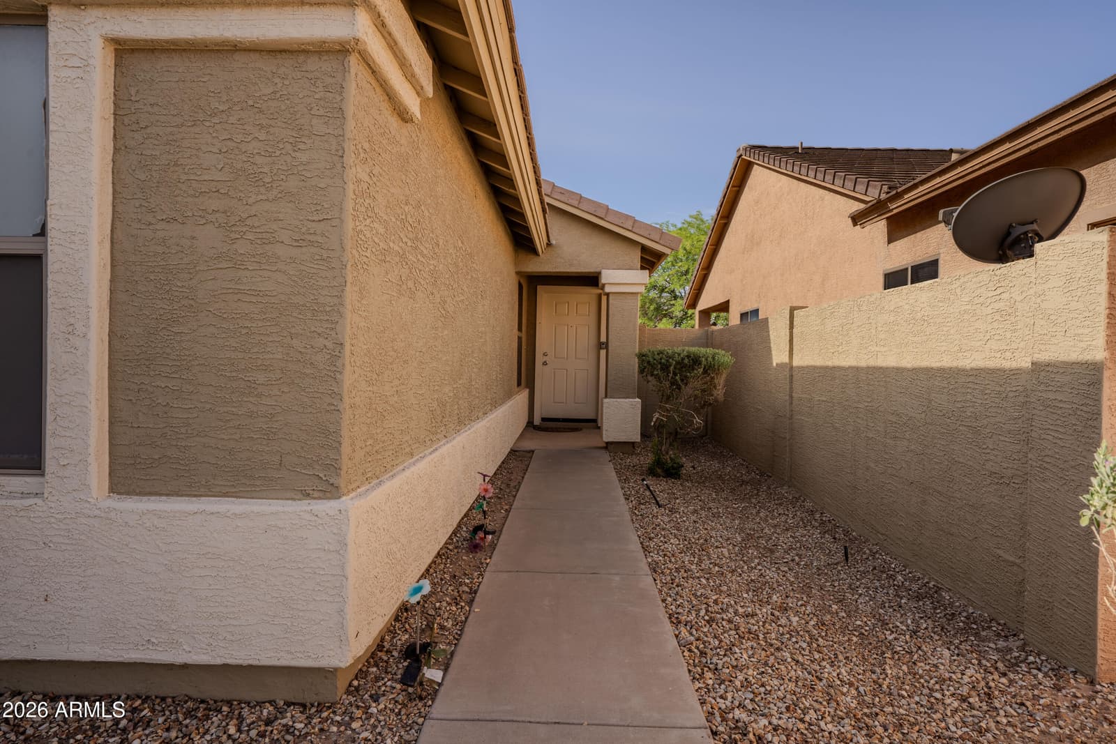 44633 W YUCCA Lane, Maricopa, AZ 85138 — photo 5 of 45