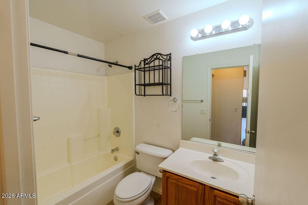 5422 W HUNTINGTON Drive, Laveen, AZ 85339 — photo 13 of 18