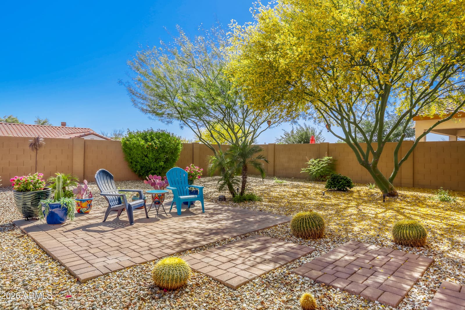 1513 W BRAMBLE BERRY Lane, Phoenix, AZ 85085 — photo 5 of 60
