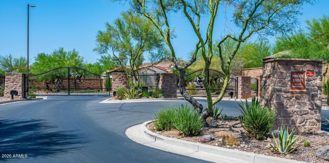 1513 W BRAMBLE BERRY Lane, Phoenix, AZ 85085 — photo 56 of 60