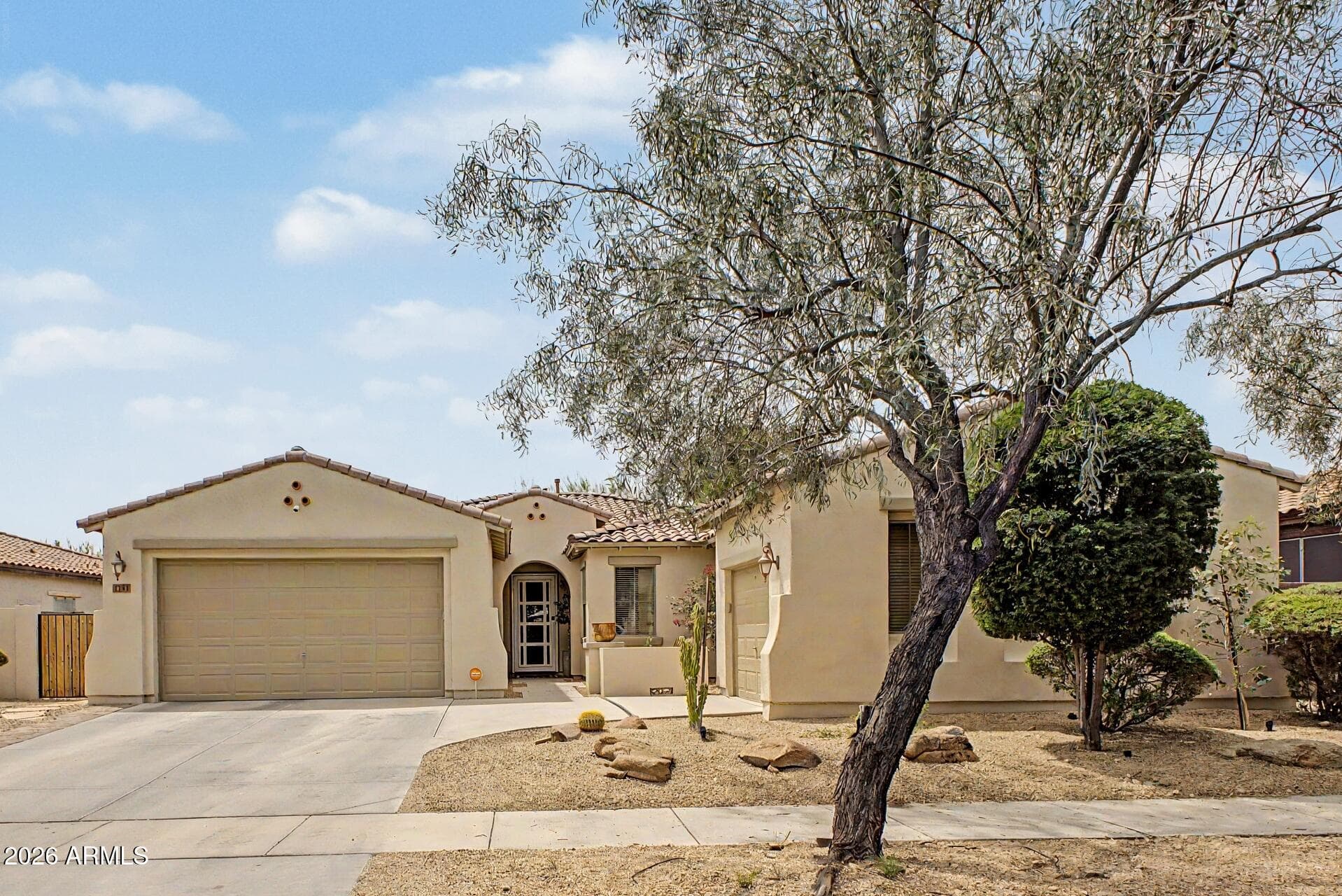 1741 W BRAMBLE BERRY Lane, Phoenix, AZ 85085 — photo 1 of 39