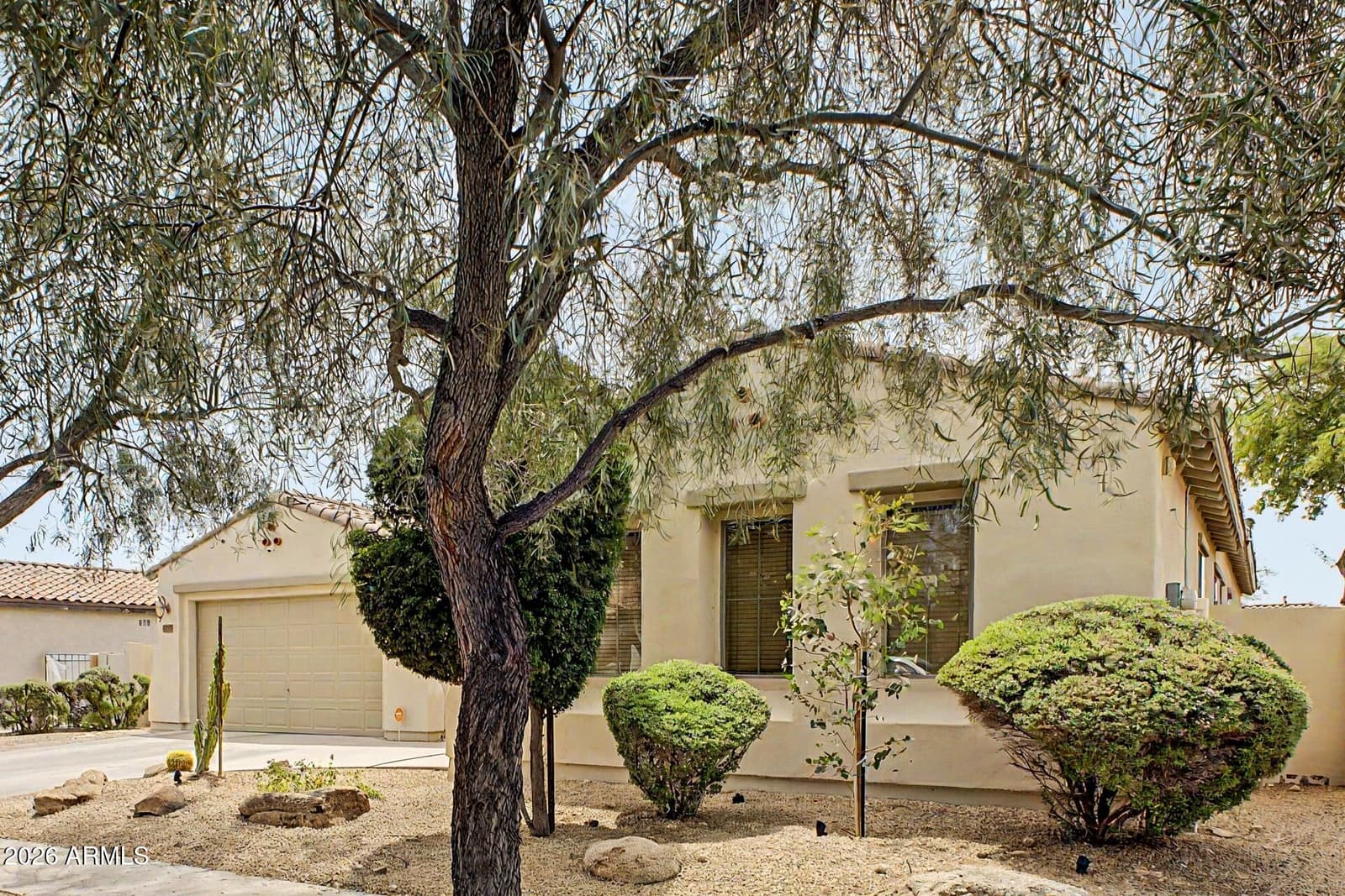 1741 W BRAMBLE BERRY Lane, Phoenix, AZ 85085 — photo 2 of 39
