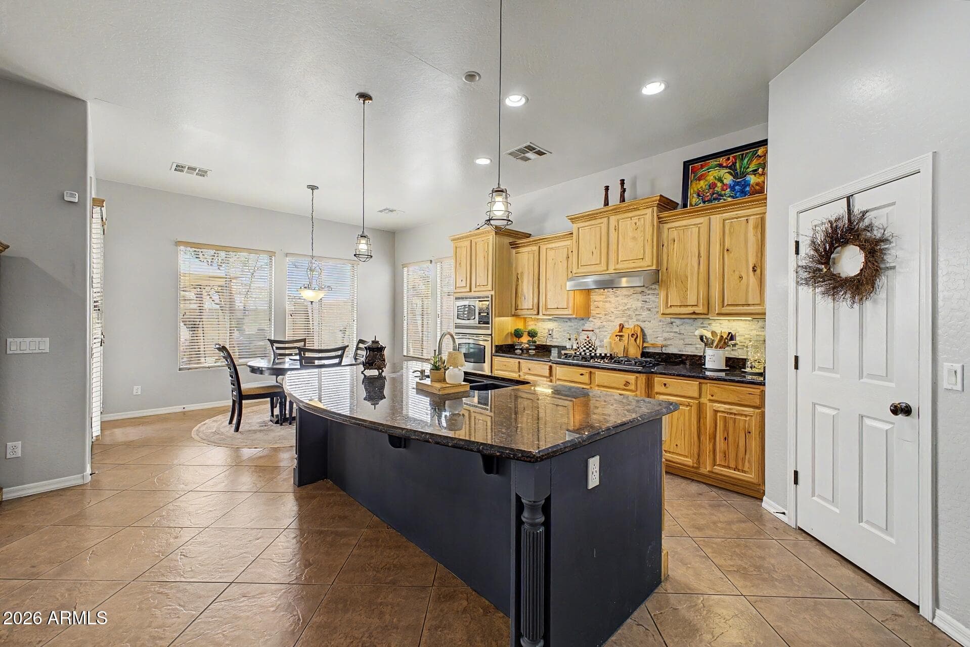 1741 W BRAMBLE BERRY Lane, Phoenix, AZ 85085 — photo 13 of 39