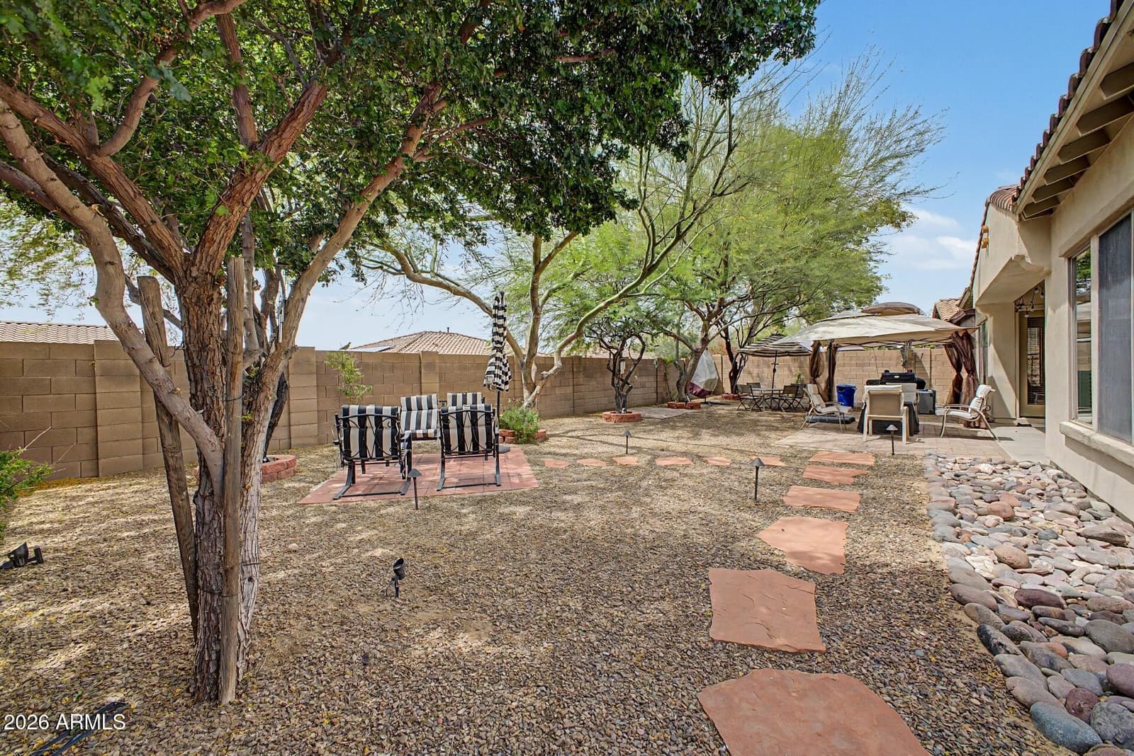 1741 W BRAMBLE BERRY Lane, Phoenix, AZ 85085 — photo 33 of 39