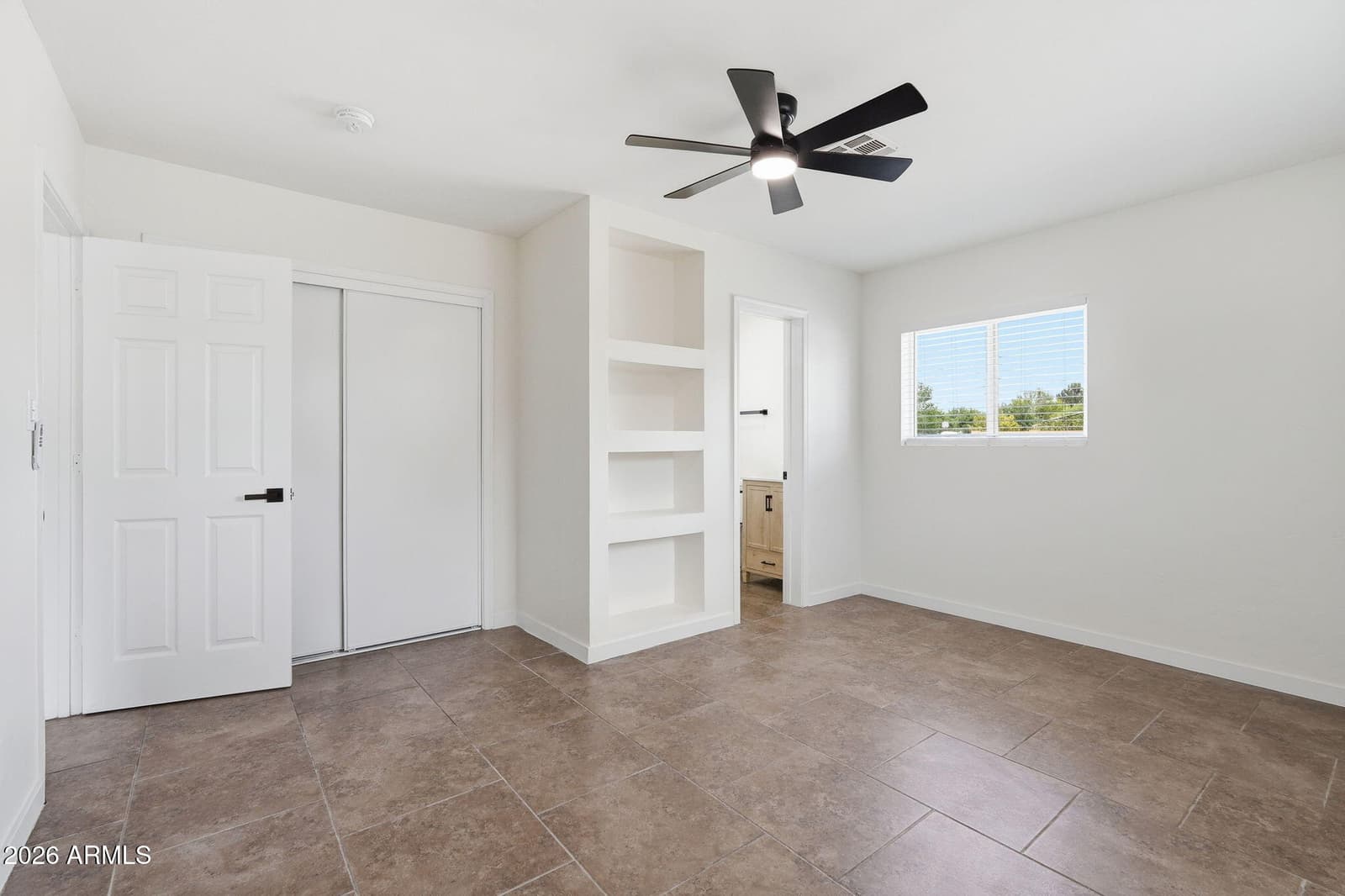 1625 W ORANGEWOOD Avenue, Phoenix, AZ 85021 — photo 15 of 24