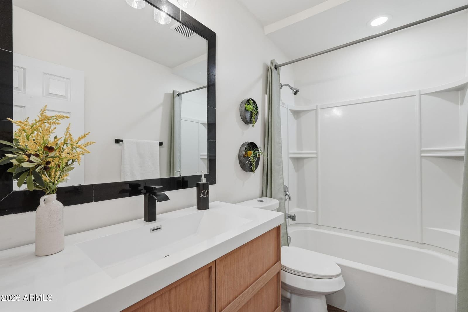 1625 W ORANGEWOOD Avenue, Phoenix, AZ 85021 — photo 16 of 24