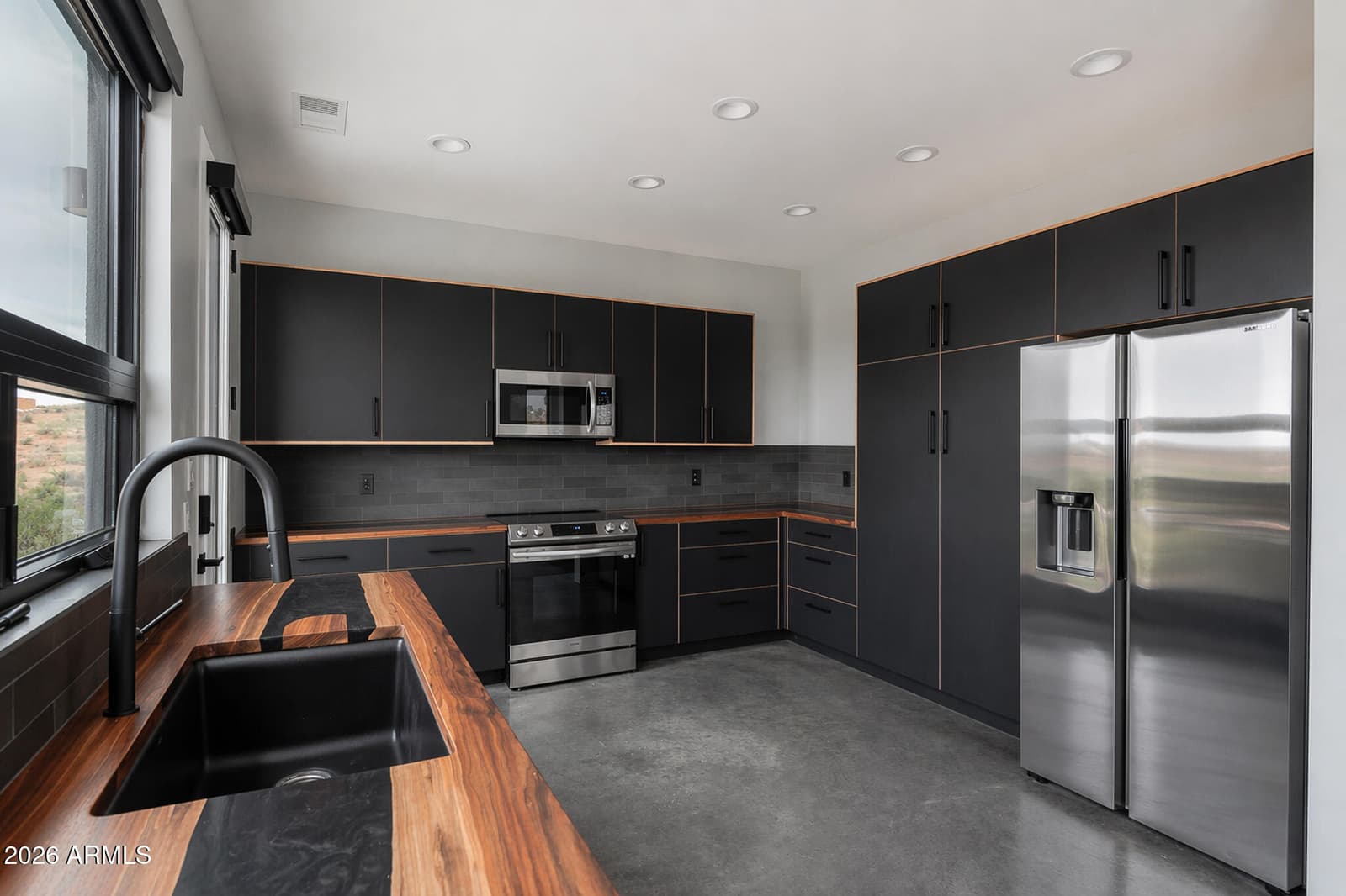 4190 N OPEN SKY Drive, Rimrock, AZ 86335 — photo 11 of 46