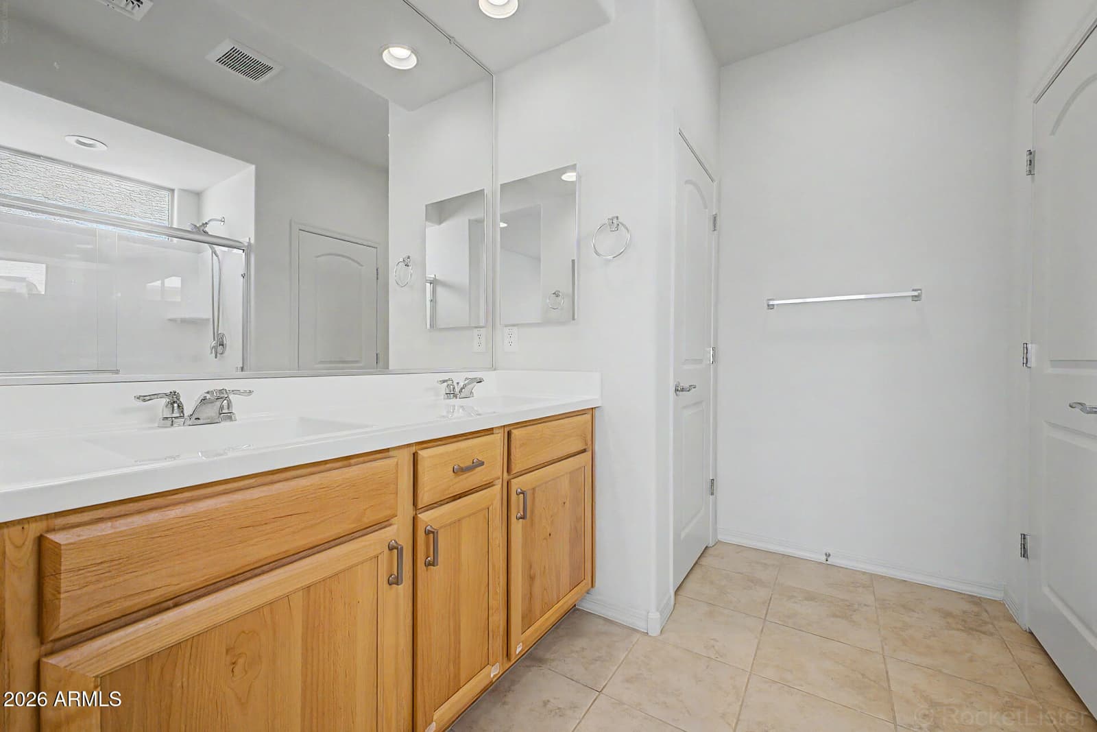 8954 W SAN JUAN Avenue, Glendale, AZ 85305 — photo 24 of 48