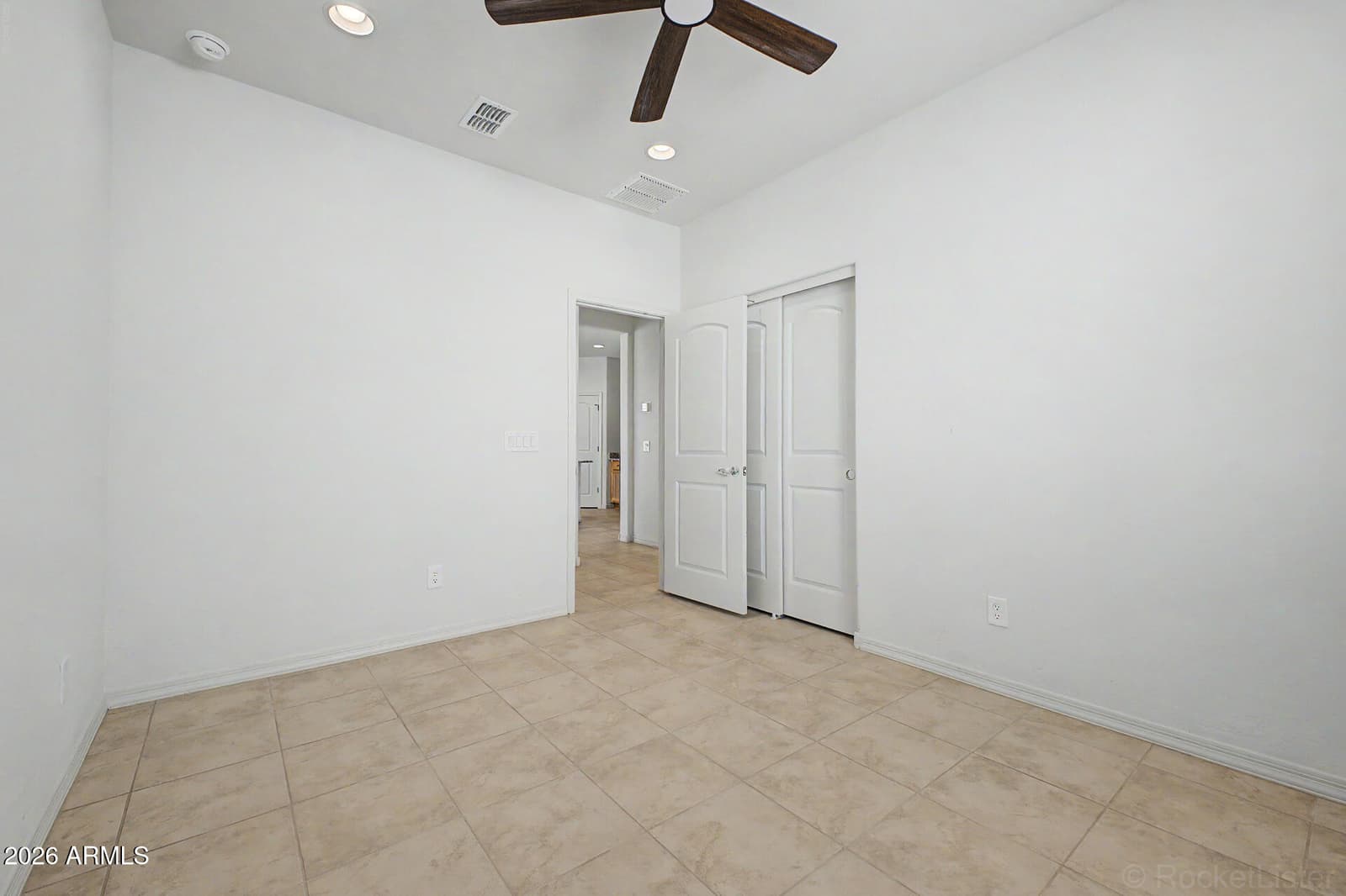 8954 W SAN JUAN Avenue, Glendale, AZ 85305 — photo 28 of 48