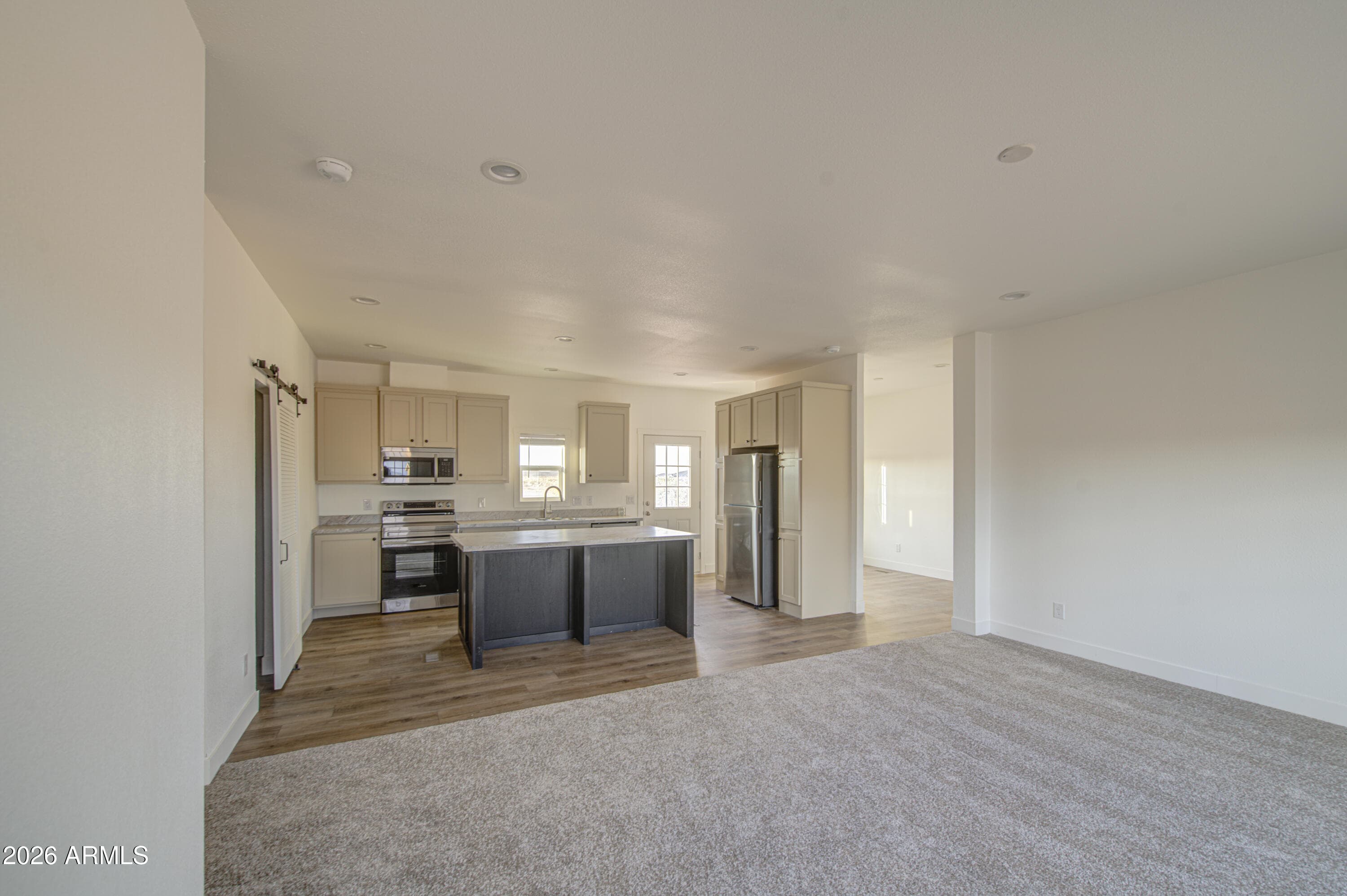 39112 W MALDONADO Road, Tonopah, AZ 85354 — photo 5 of 34