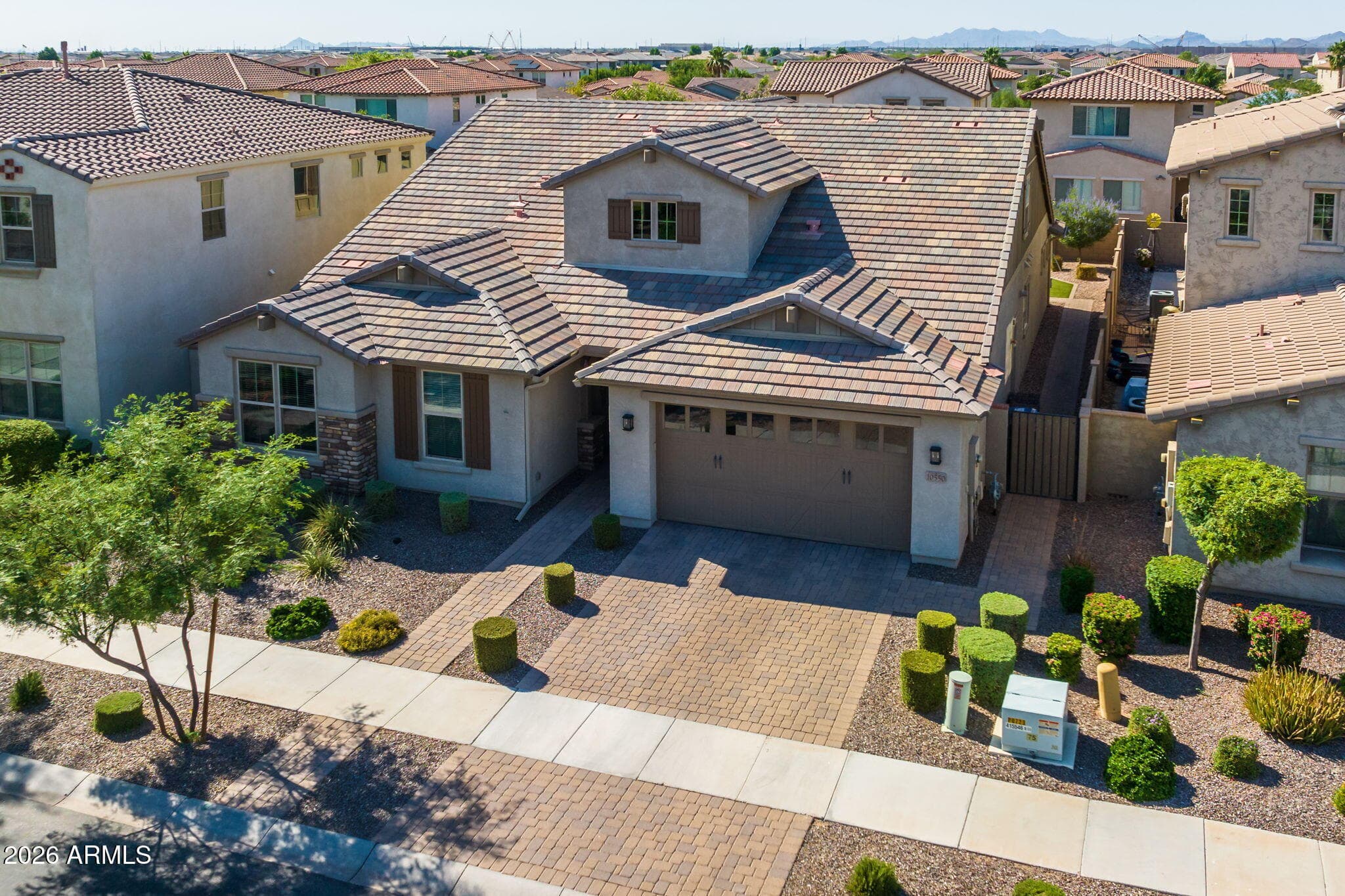 10550 E SHEFFIELD Drive, Mesa, AZ 85212 — photo 5 of 103