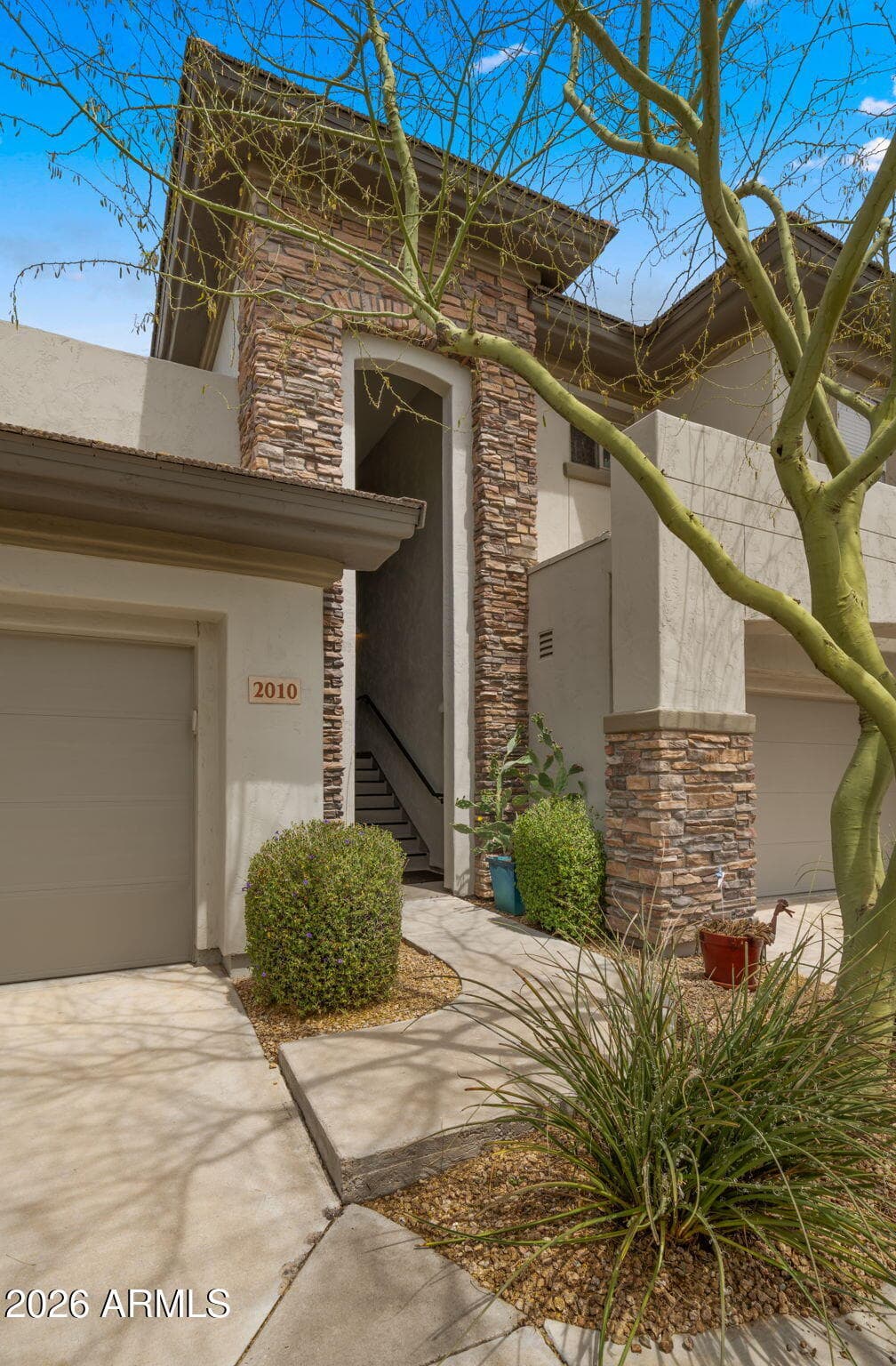 33550 N DOVE LAKES Drive 2010, Cave Creek, AZ 85331 — photo 2 of 34