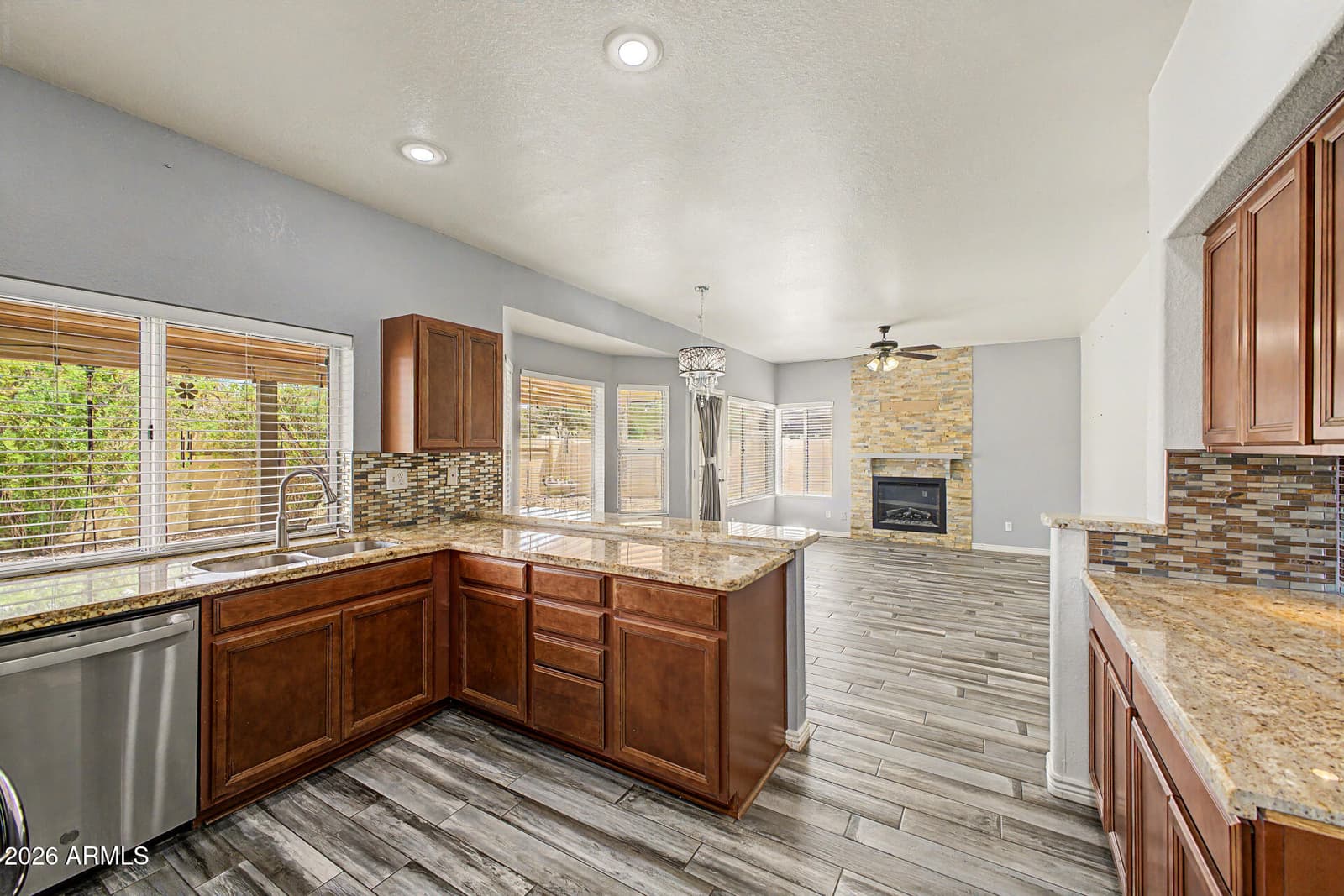 3137 N IVORY Lane, Avondale, AZ 85392 — photo 15 of 45