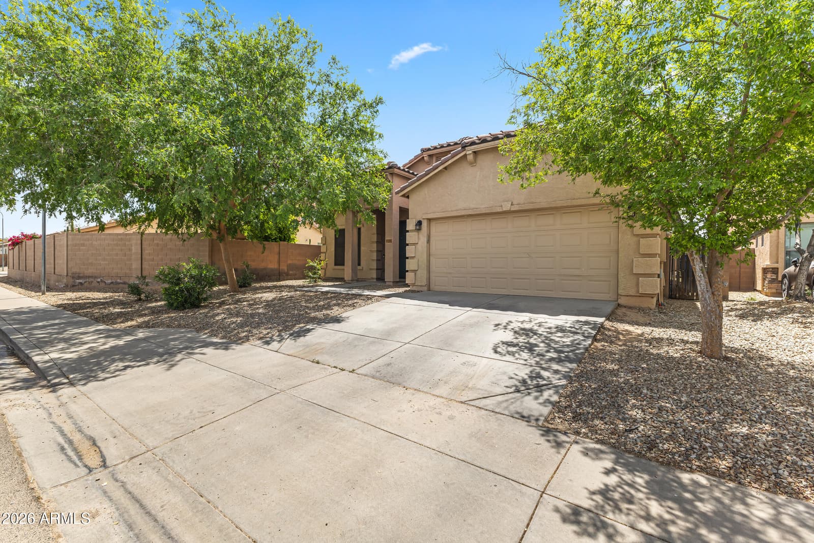 10203 W ALBENIZ Place, Tolleson, AZ 85353 — photo 6 of 39