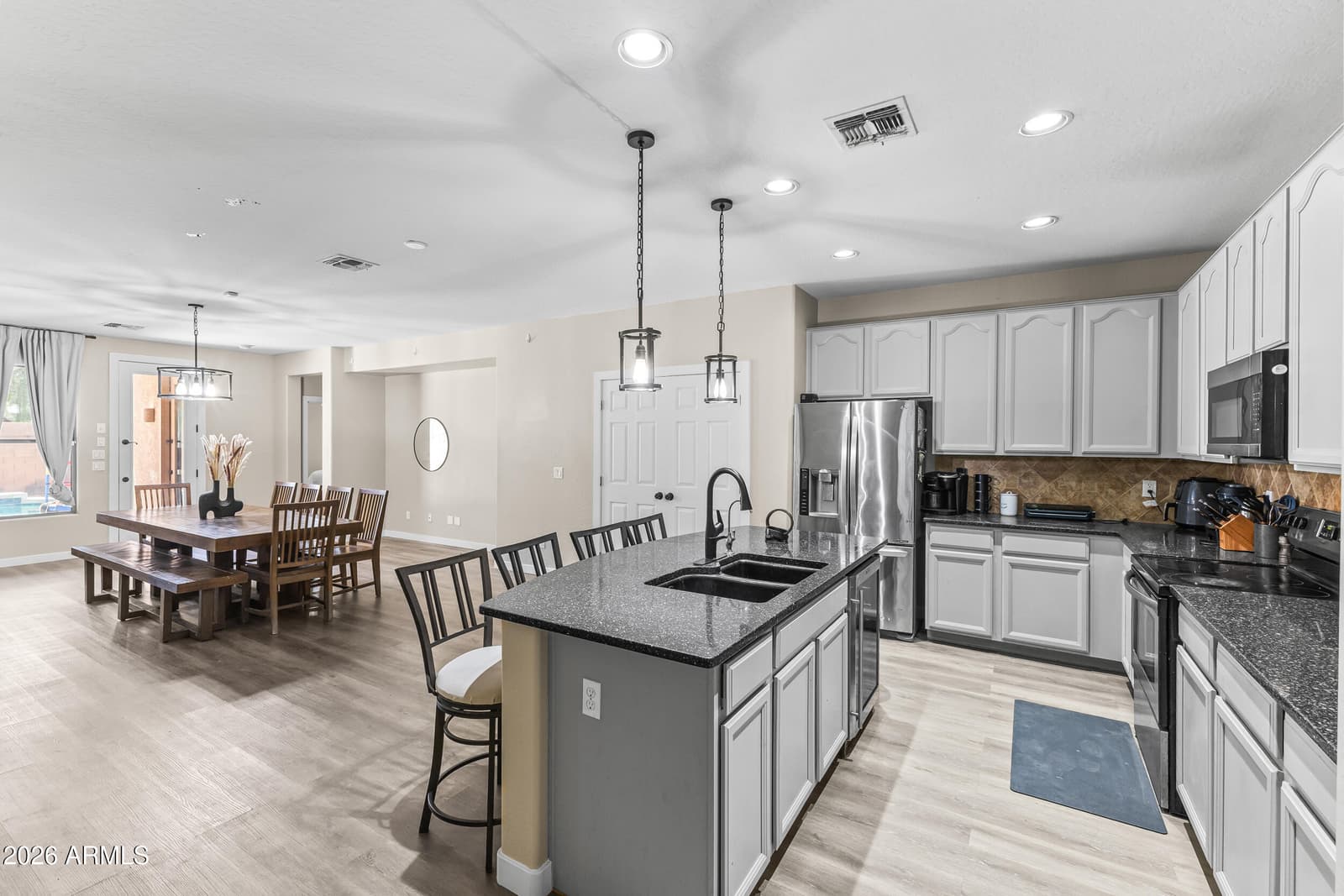 10203 W ALBENIZ Place, Tolleson, AZ 85353 — photo 10 of 39