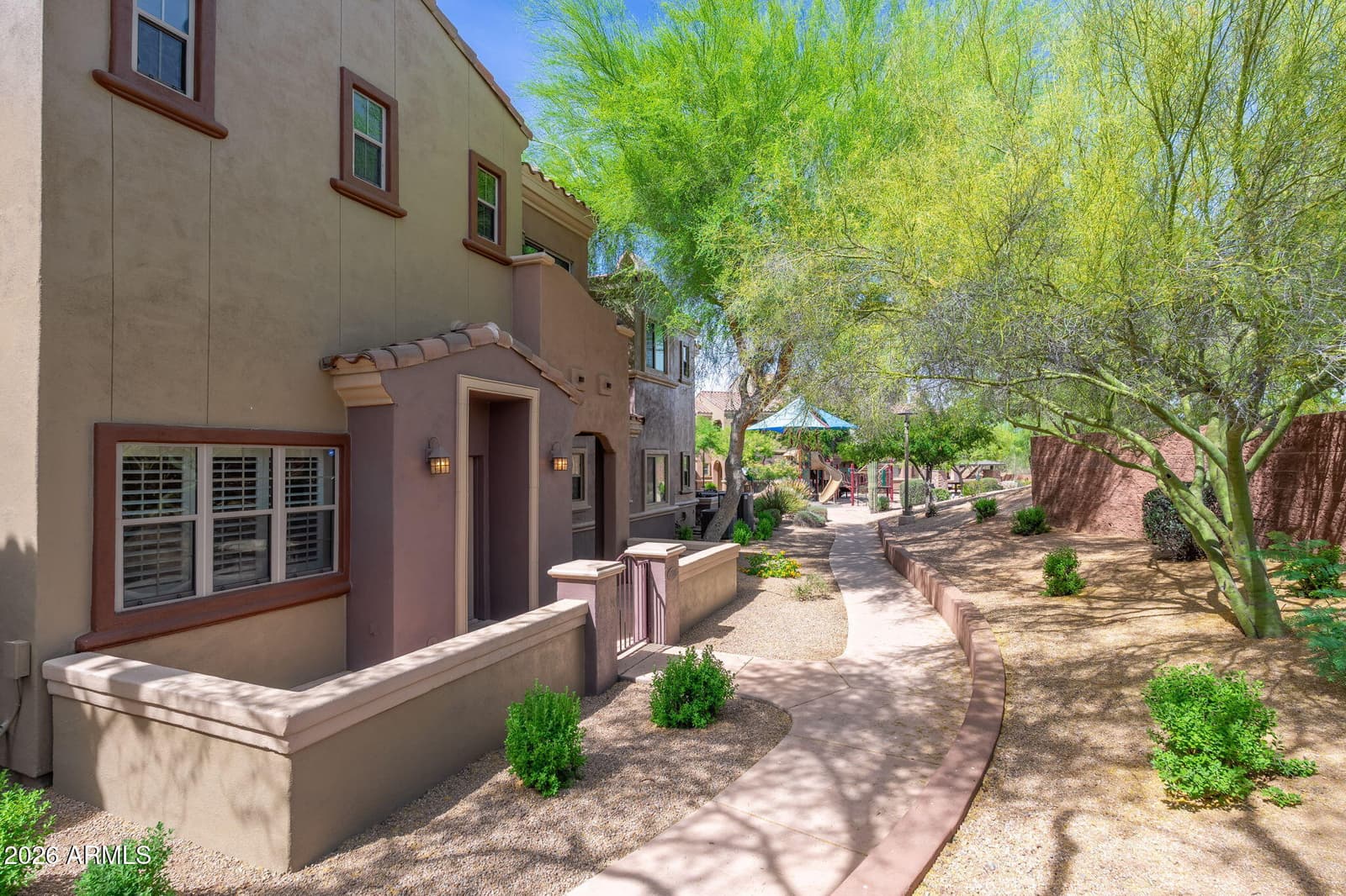 3935 E ROUGH RIDER Road 1020, Phoenix, AZ 85050 — photo 3 of 34