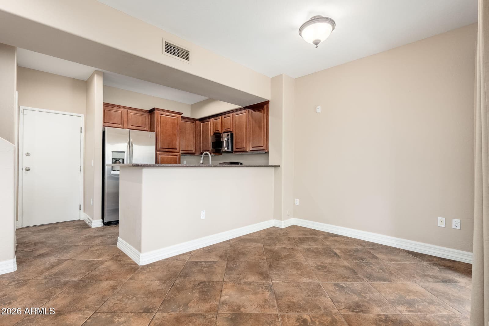 3935 E ROUGH RIDER Road 1020, Phoenix, AZ 85050 — photo 6 of 34