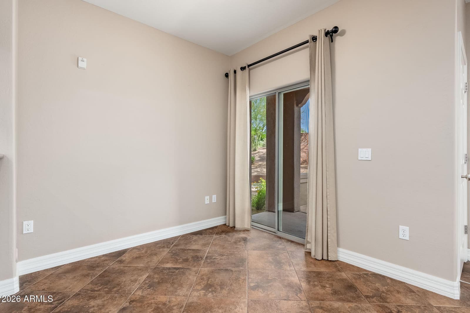 3935 E ROUGH RIDER Road 1020, Phoenix, AZ 85050 — photo 7 of 34