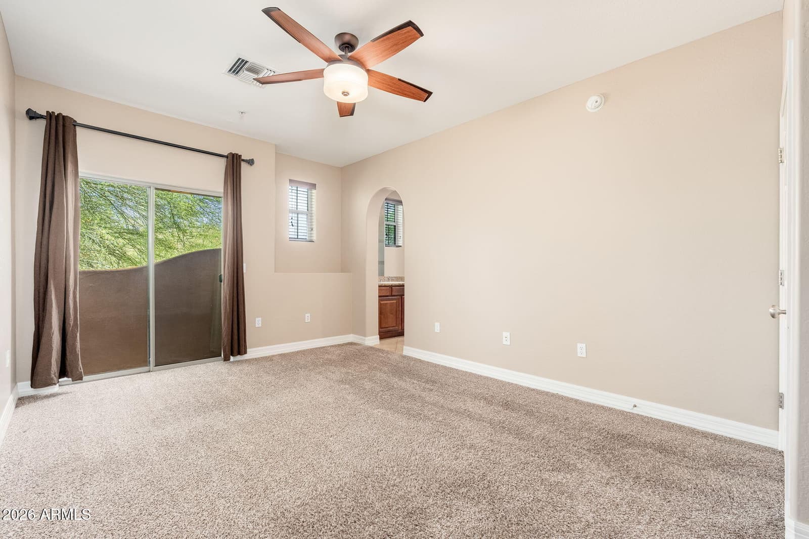 3935 E ROUGH RIDER Road 1020, Phoenix, AZ 85050 — photo 12 of 34