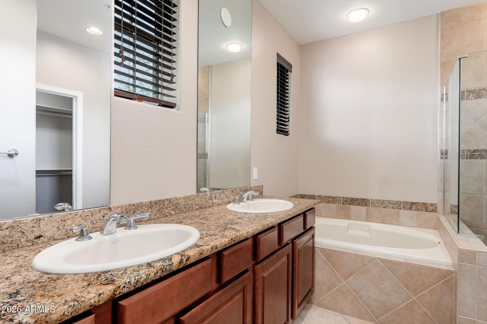 3935 E ROUGH RIDER Road 1020, Phoenix, AZ 85050 — photo 15 of 34