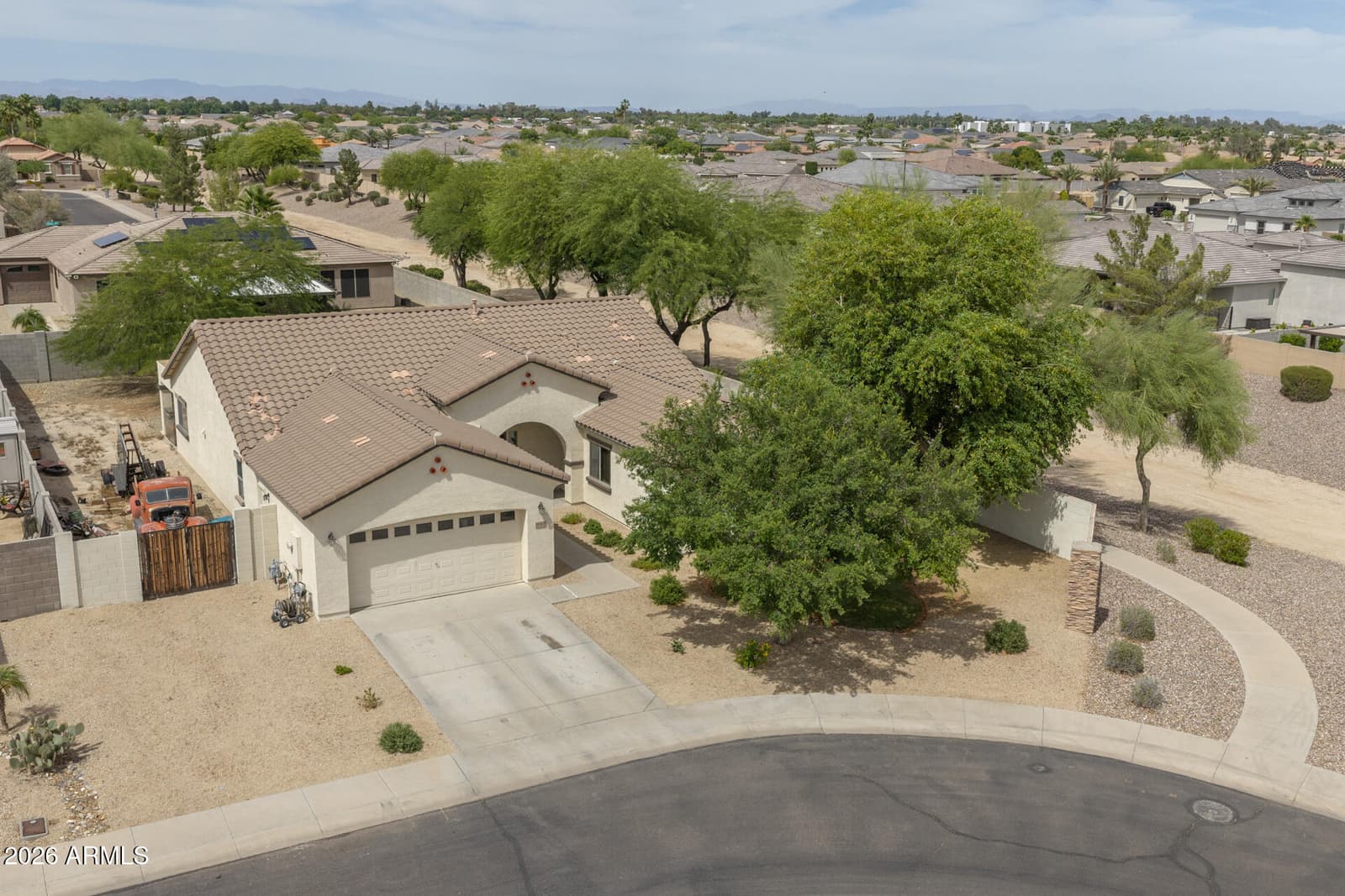 18302 W GEORGIA Avenue, Litchfield Park, AZ 85340 — photo 5 of 37