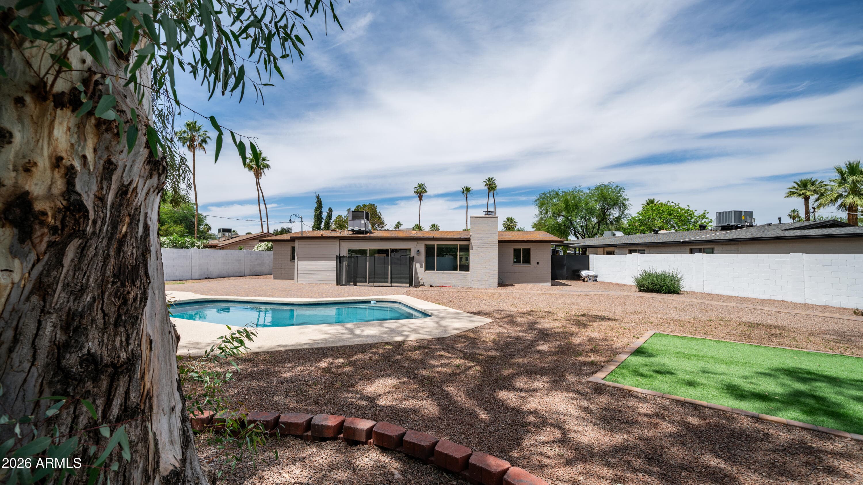 1325 E AVALON Drive, Phoenix, AZ 85014 — photo 38 of 61