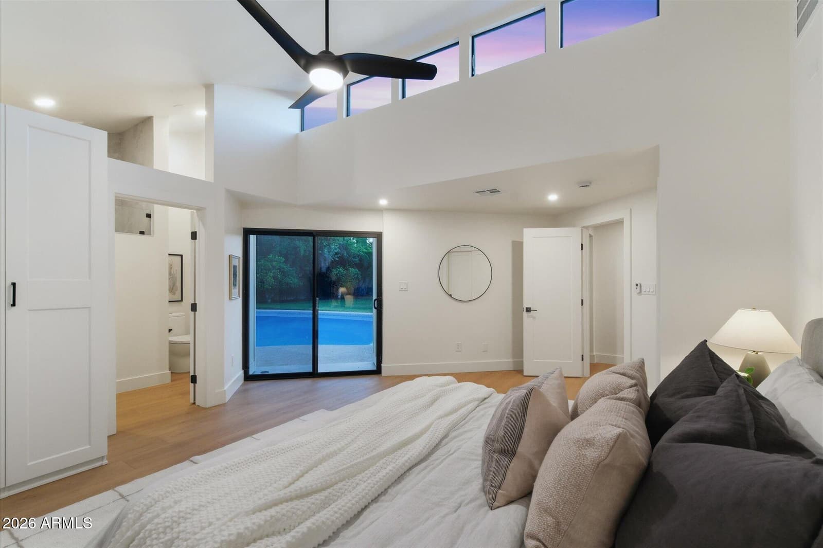 325 W LOMA Lane, Phoenix, AZ 85021 — photo 7 of 30