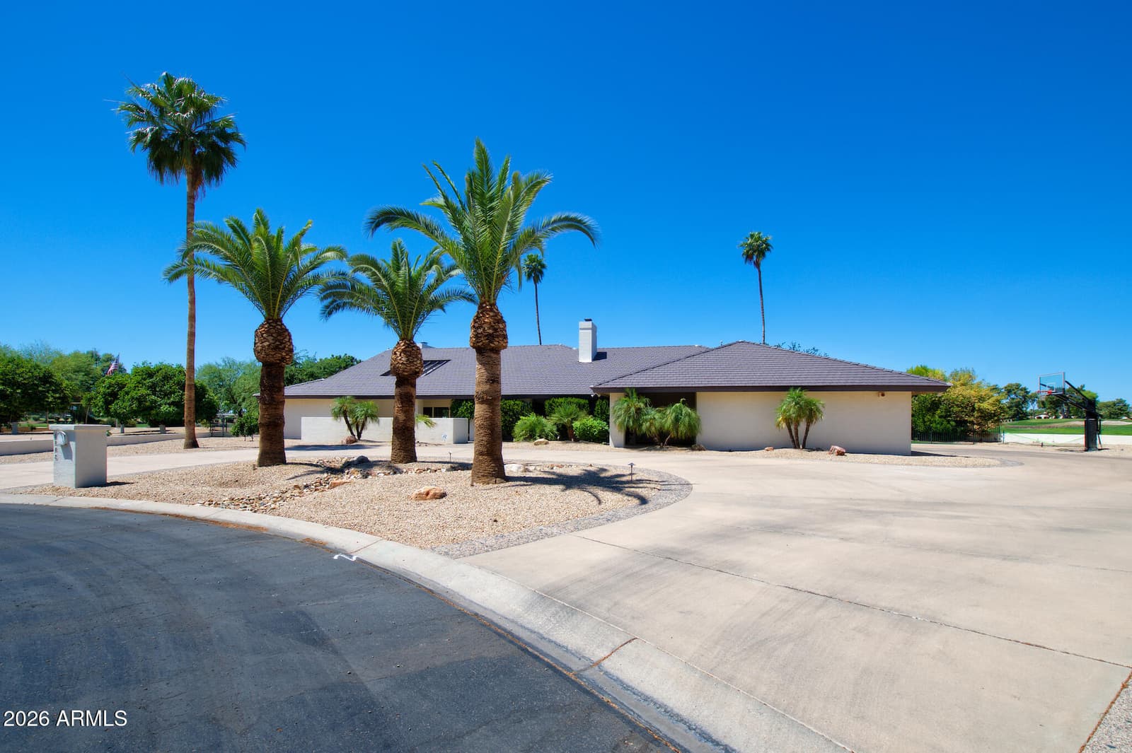 1002 E ACACIA Circle, Litchfield Park, AZ 85340 — photo 7 of 65