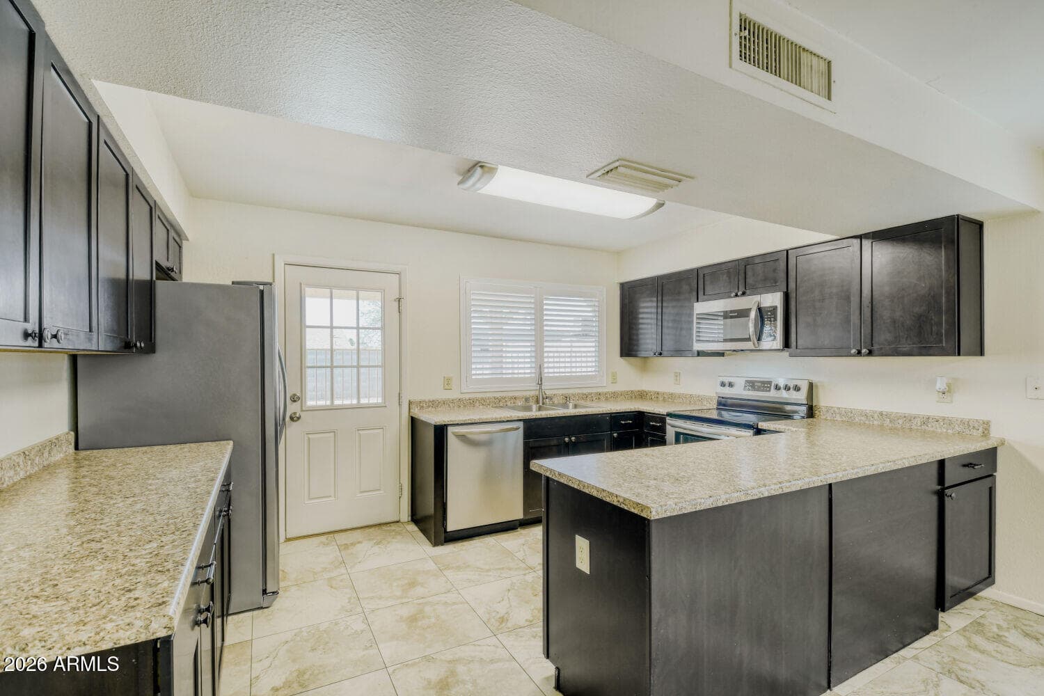 4815 W BLUEFIELD Avenue, Glendale, AZ 85308 — photo 10 of 25