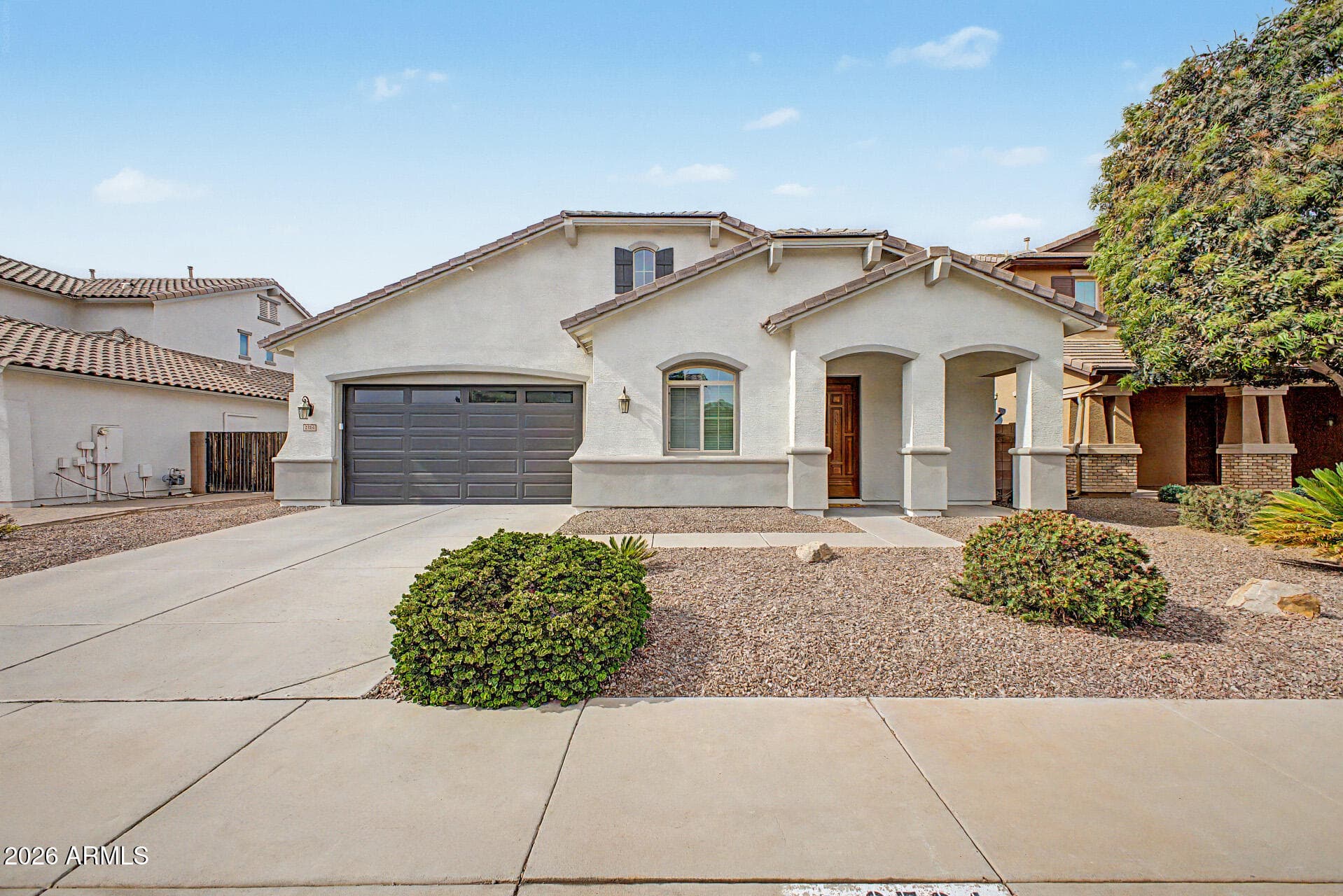 2564 E ORLEANS Drive, Gilbert, AZ 85298 — photo 7 of 41