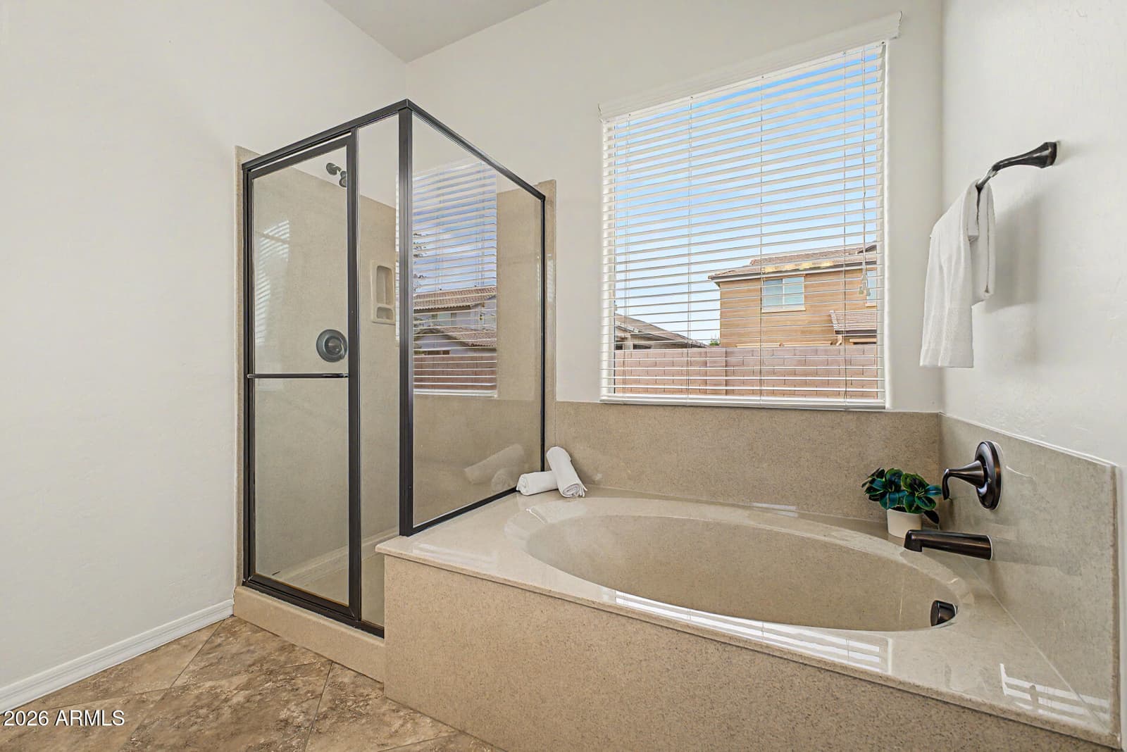 2564 E ORLEANS Drive, Gilbert, AZ 85298 — photo 9 of 41