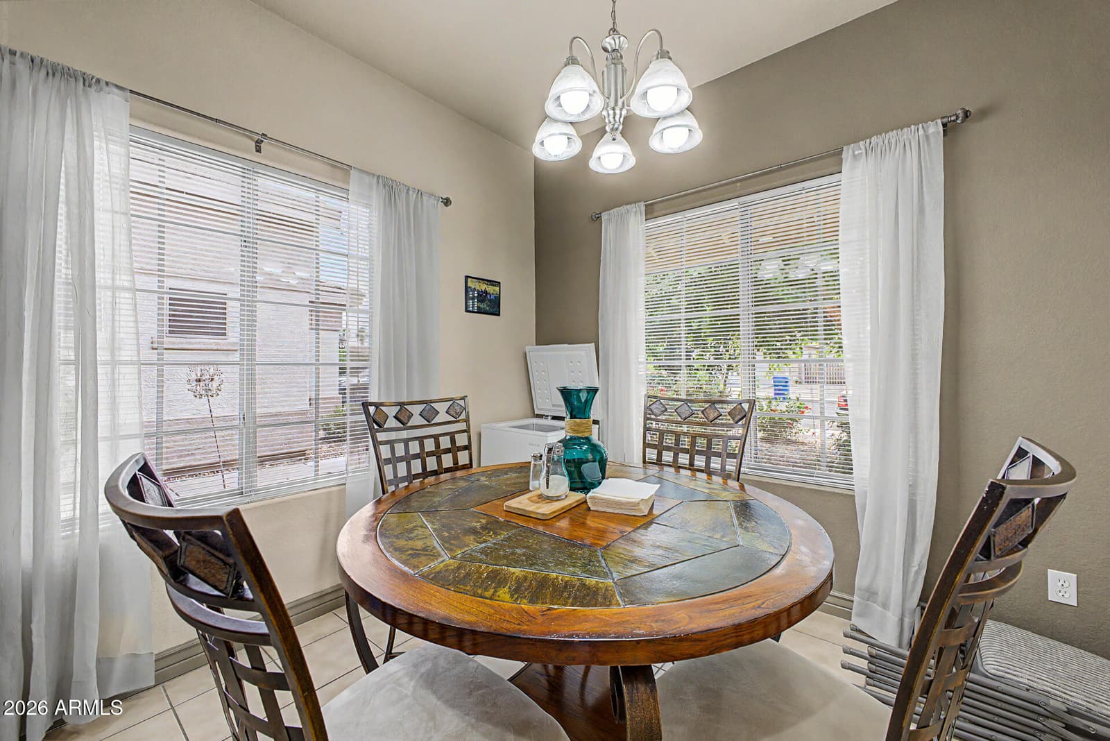 8412 E EDGEWOOD Avenue, Mesa, AZ 85208 — photo 4 of 16