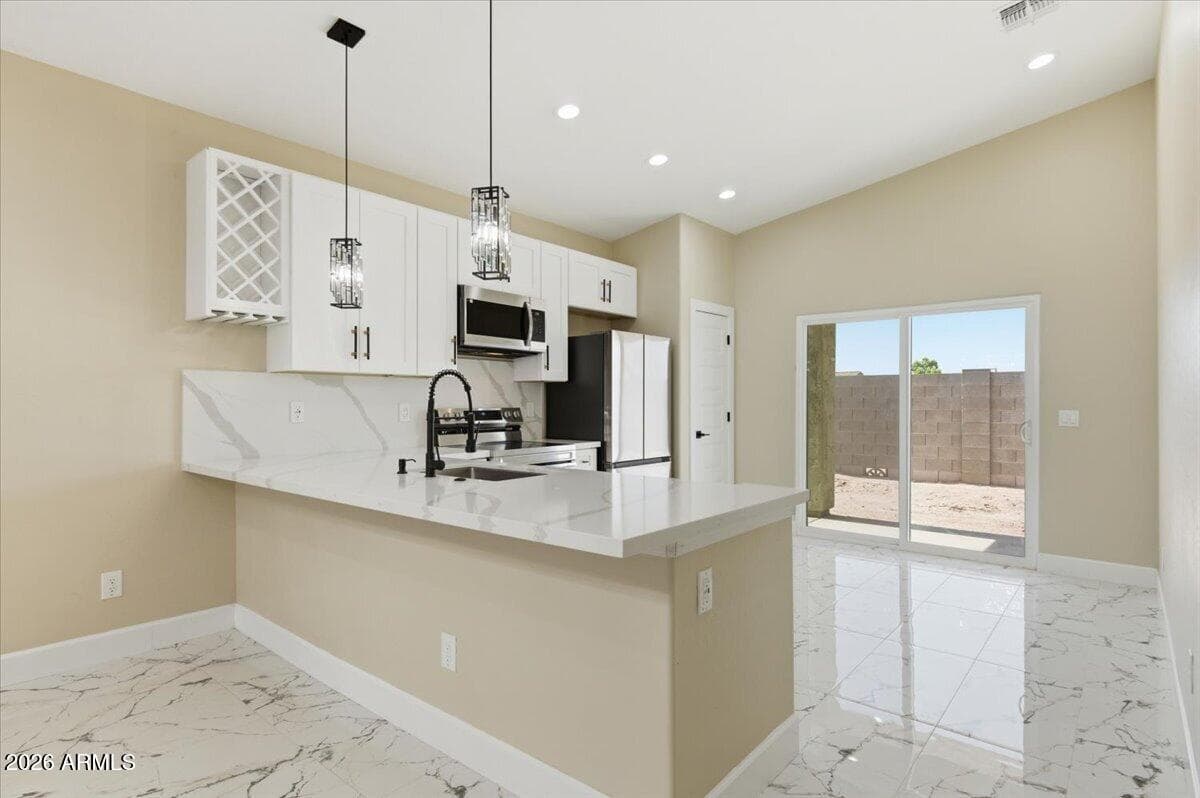 9889 W Heather Drive, Arizona City, AZ 85123 — photo 12 of 37