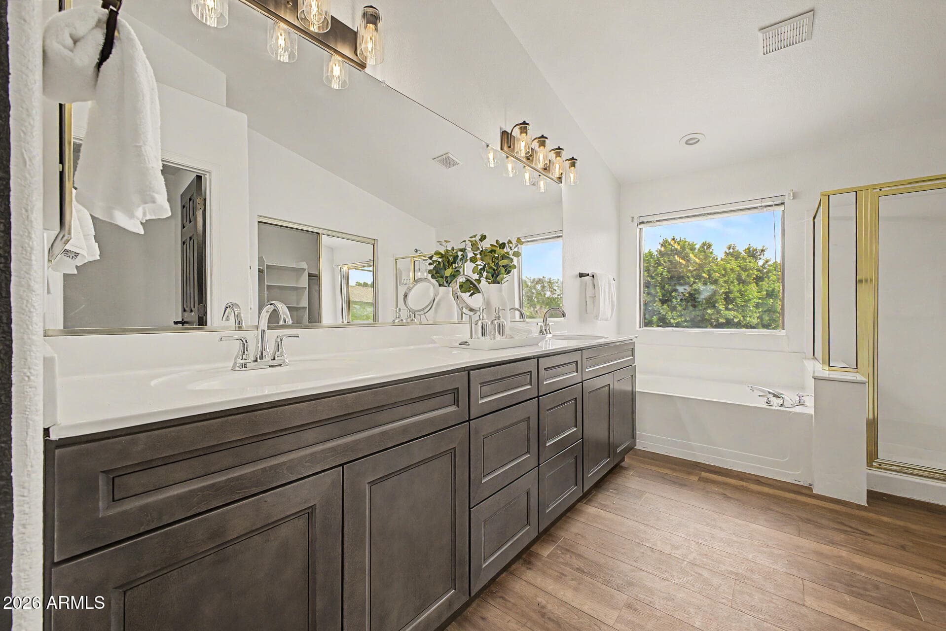 1095 W MULBERRY Drive, Chandler, AZ 85286 — photo 31 of 59